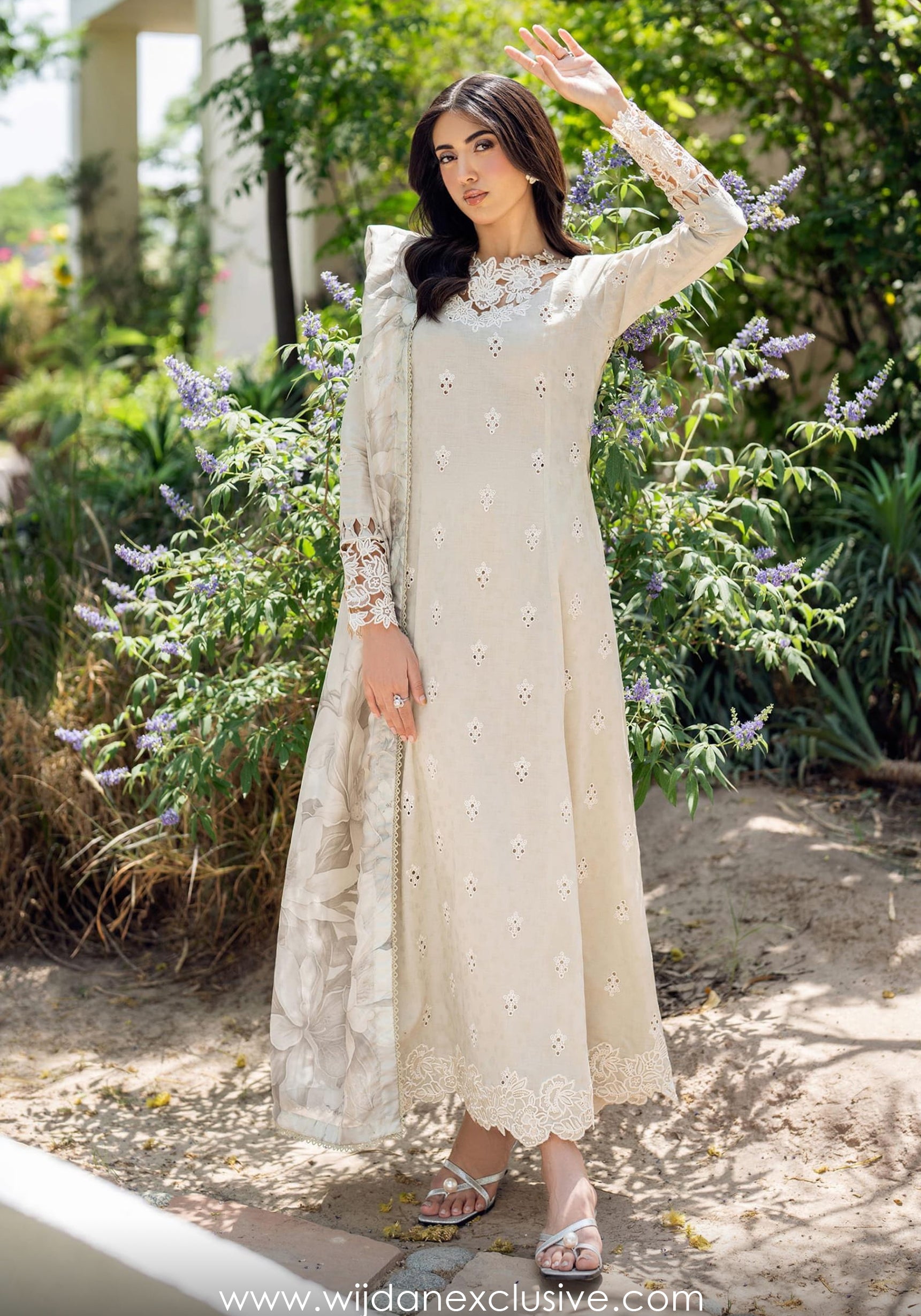 Nura Textured Lawn'25 by Zarif D-02