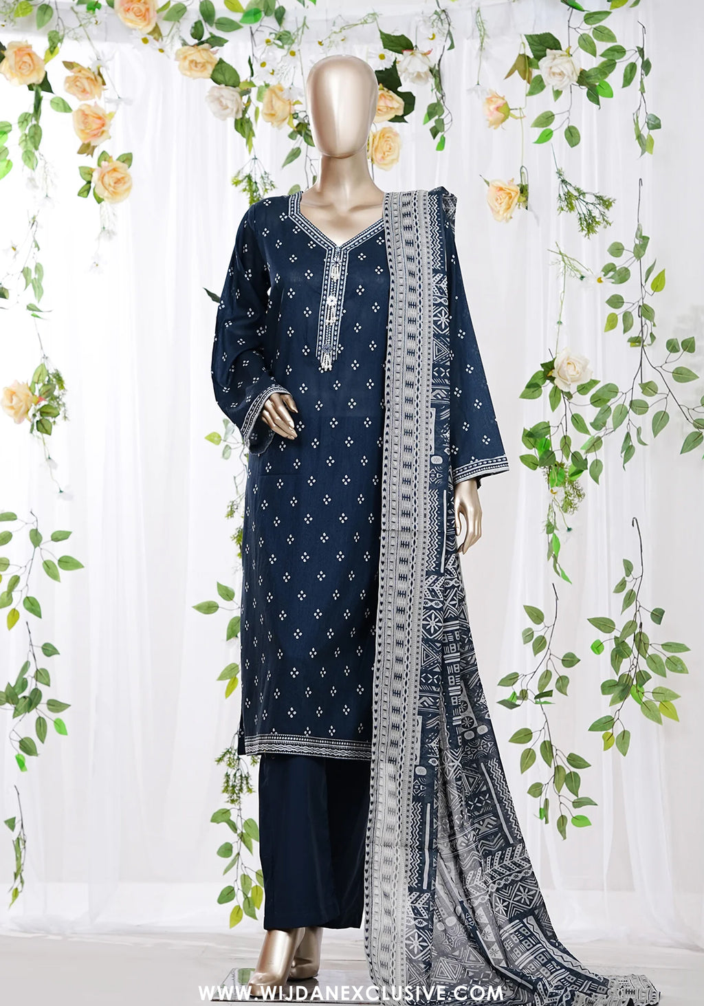 Bin Saeed Stitched Exclusive Printed Lawn Vol-06 Collection - 2026 (D-02)