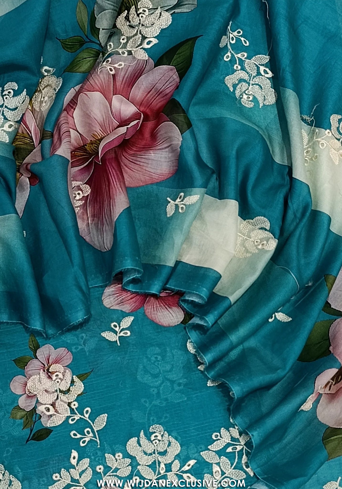 Naskani Embroidered Unstitched Lawn Vol-01 Collection - 2026 D-02