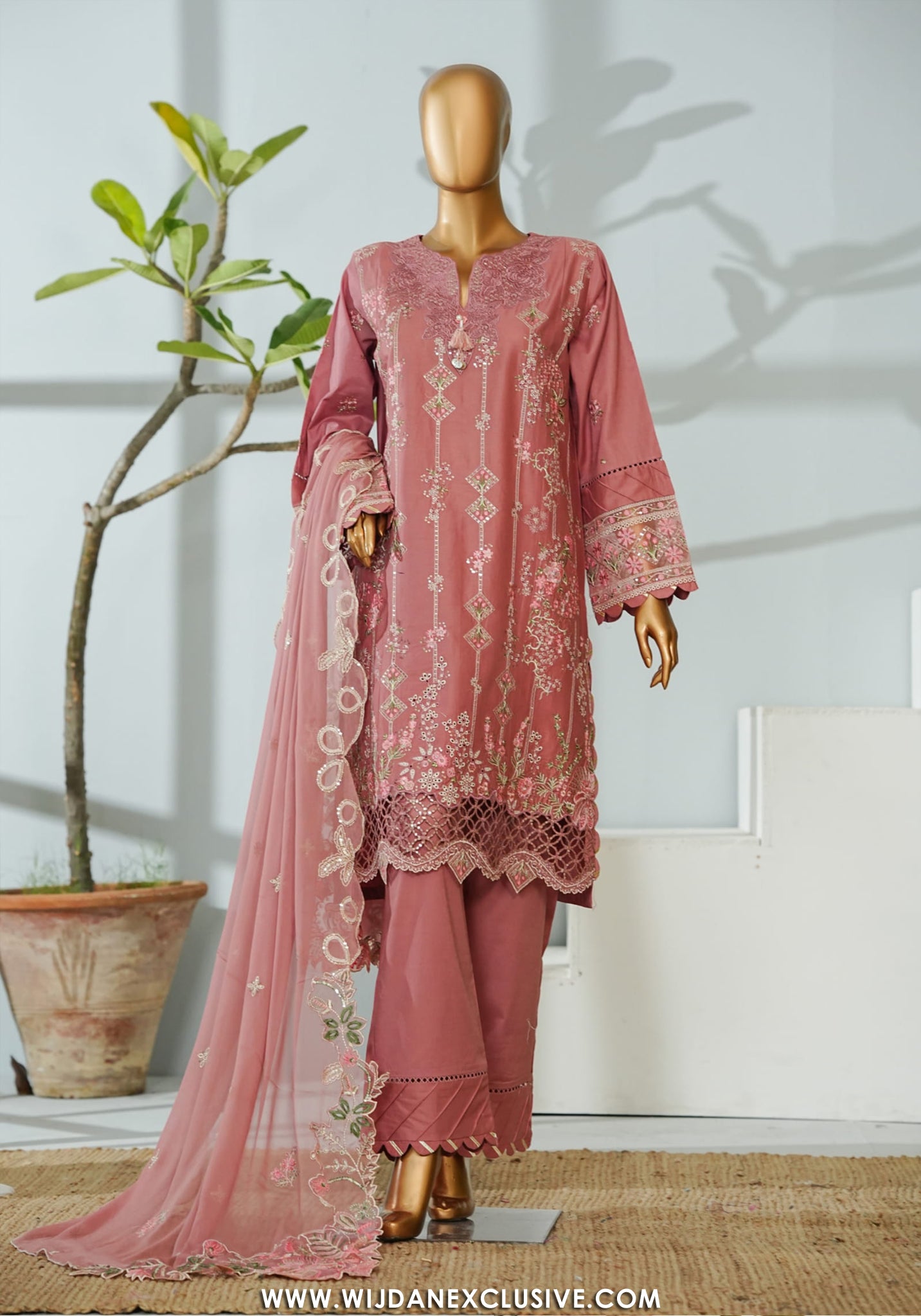 Bin Saeed Stitched Luxury Embroidered 3PC Collection - 2026 BSLE26-002