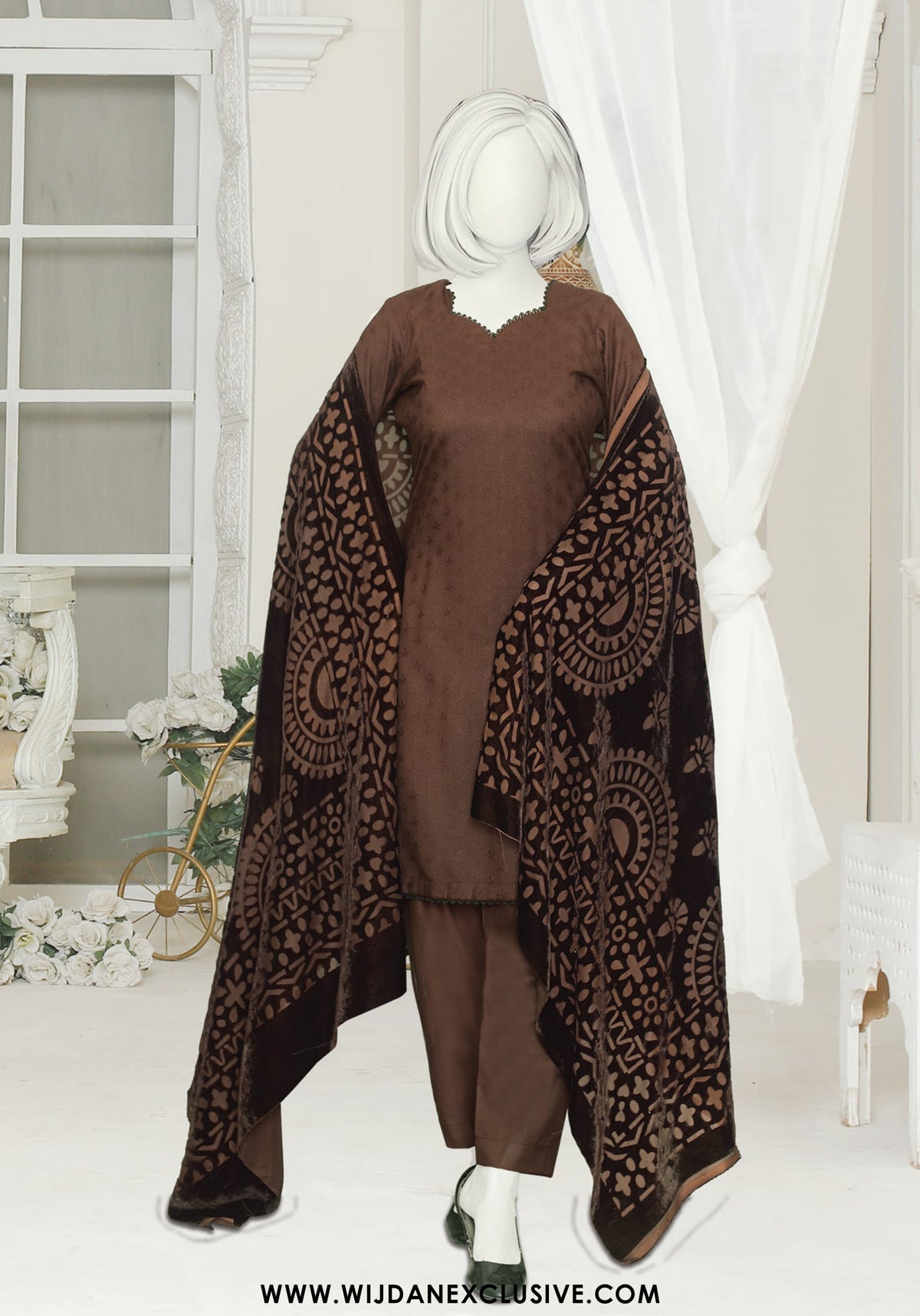 Zara Unstitched Winter Zari with Velvet Shawl Collection - 2025 D-02
