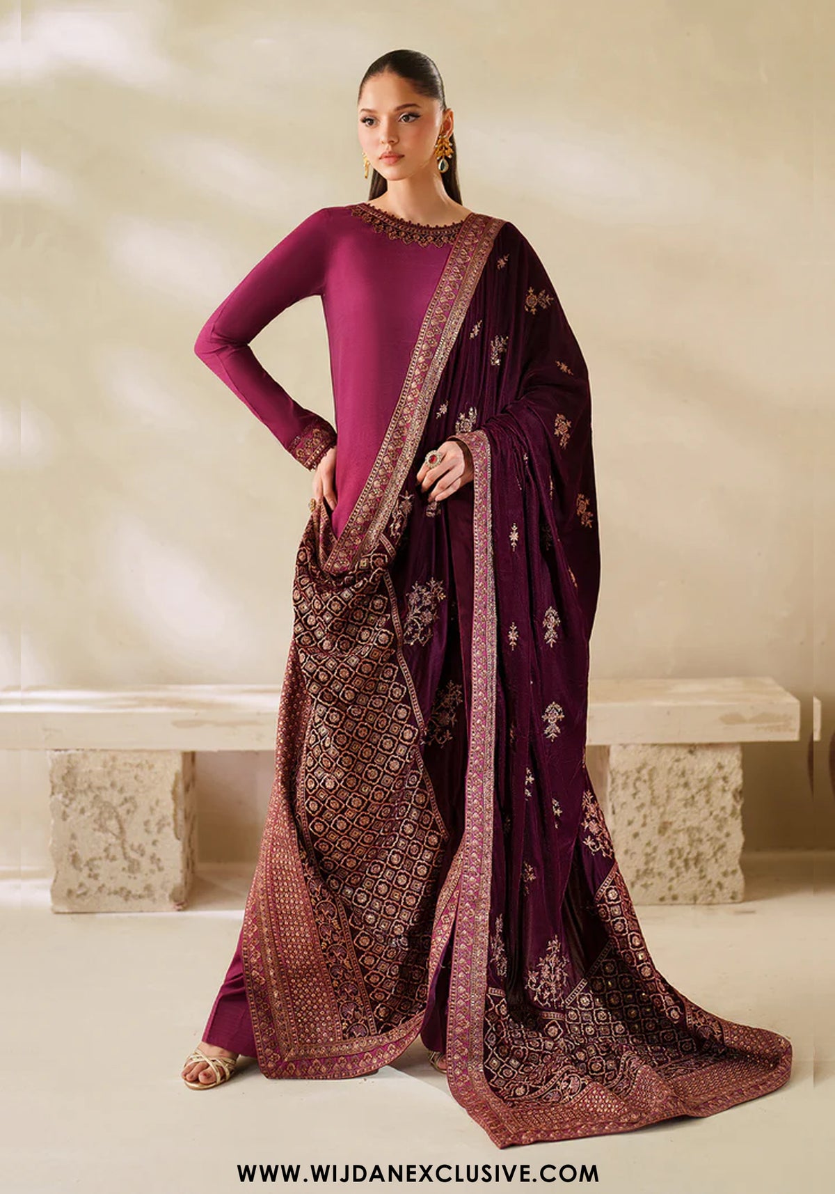 Zarif Exclusive Unstitched Velvet Shawls Collection - 2025 ZRF-VS-02
