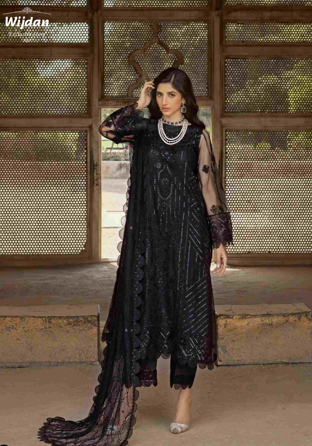 Zainab Chottani Luxury Collection'24 D-02