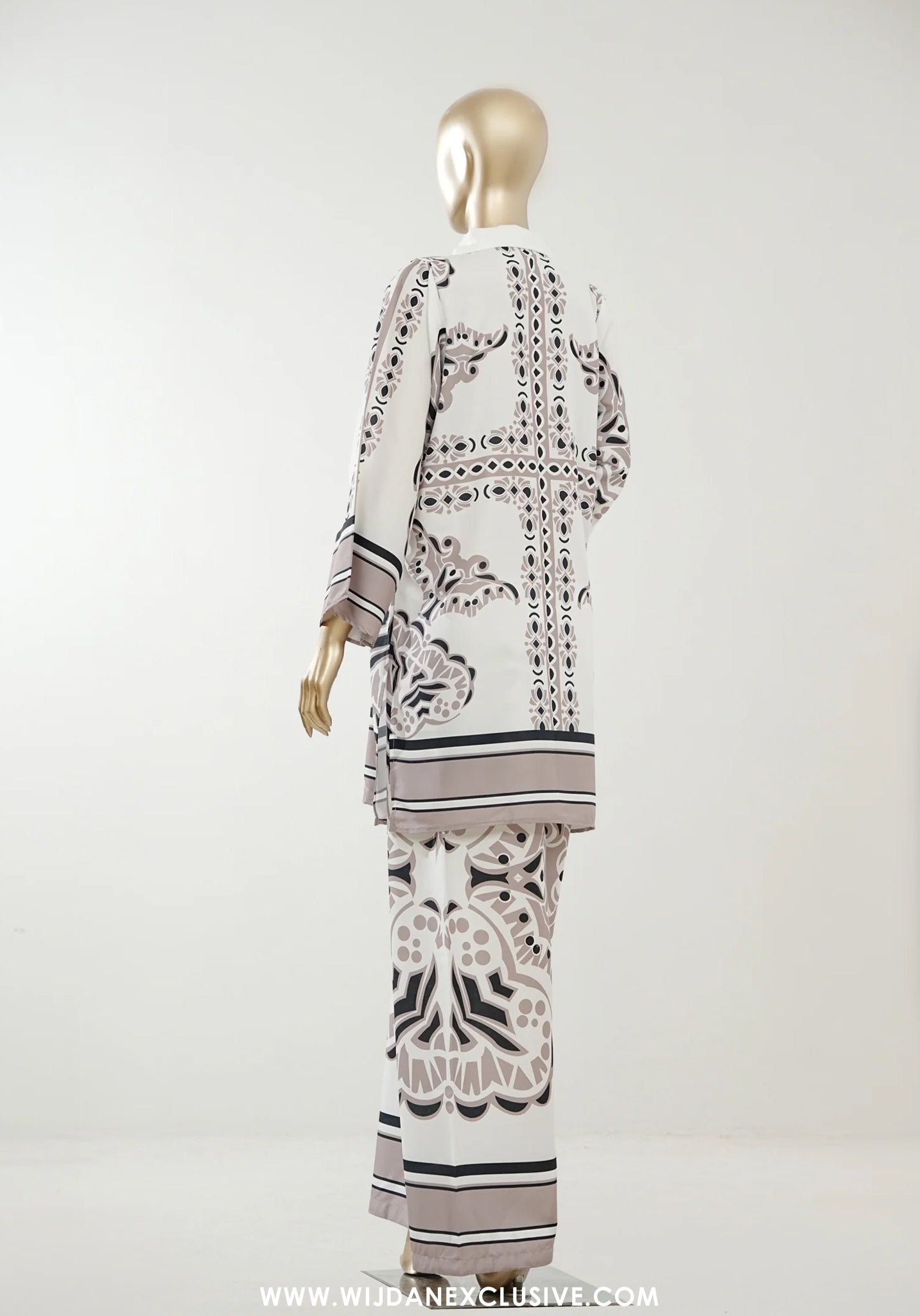Youth Pulse by Amna Khadija | Stitched 2pc Co-Ords Printed Lawn Collection - 2026 (D-02)