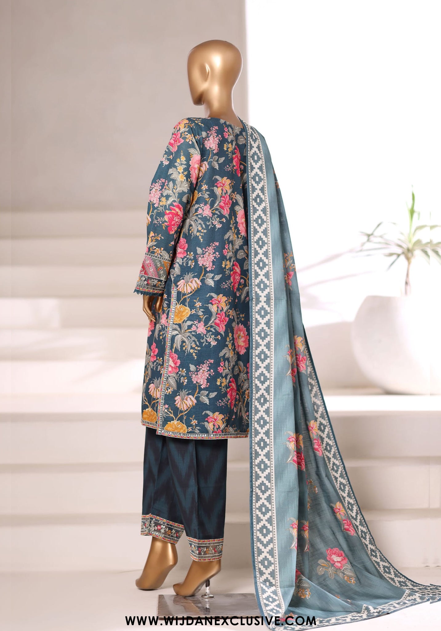 Malika by Sadabahar | Stitched Embroidered Khaddar Collection - 2025 (ZINC)