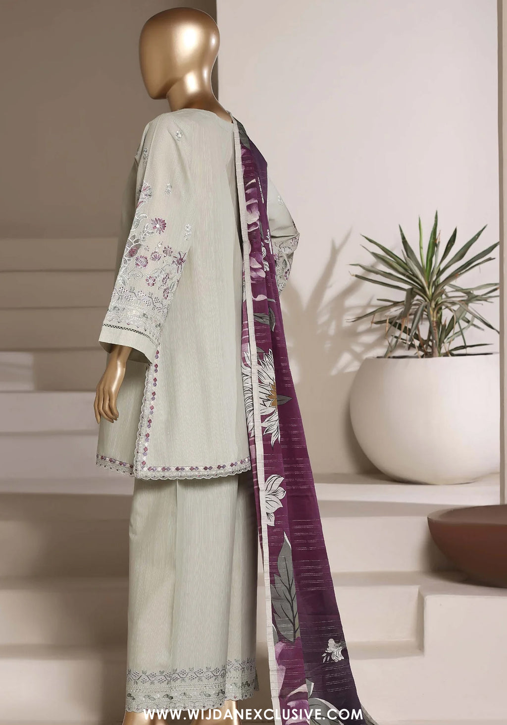 Eclair by Sadabahar | Stitched 3pc Embroidered Lawn Collection - 2026 (D-03)