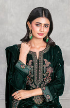 Sincera by Tawakkal | Unstitched Fancy Embroidered Velvet Collection - 2026 (D-5707)