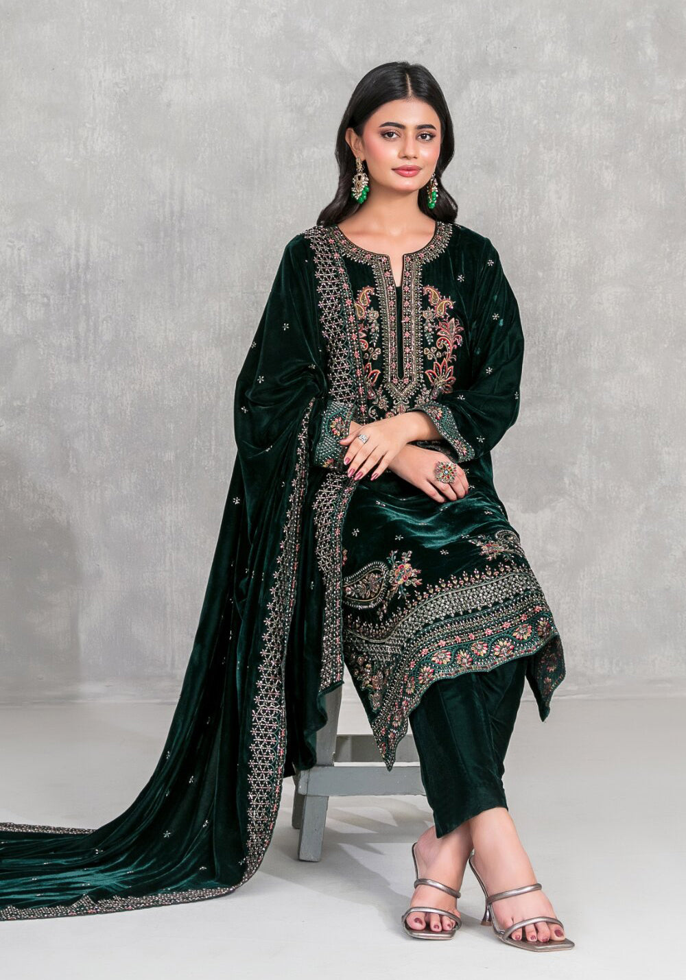Sincera by Tawakkal | Unstitched Fancy Embroidered Velvet Collection - 2026 (D-5707)