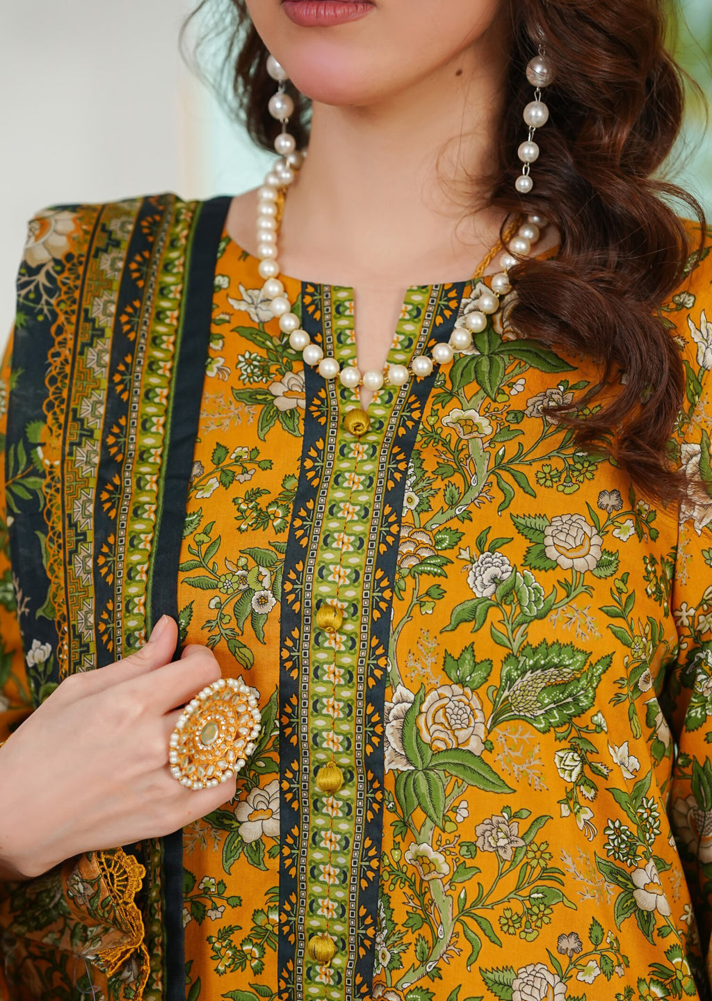 VS Daman unstitched Exclusive Printed Lawn Vol-04 Collection - 2026 (D-882)