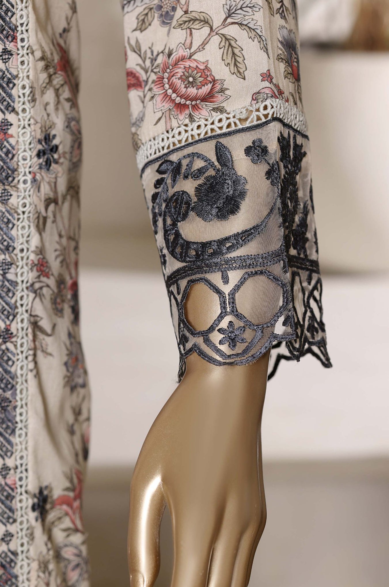 Sadabahar Signature Stitched Embroidered Lawn Vol-III Collection - 2026 (D-03)