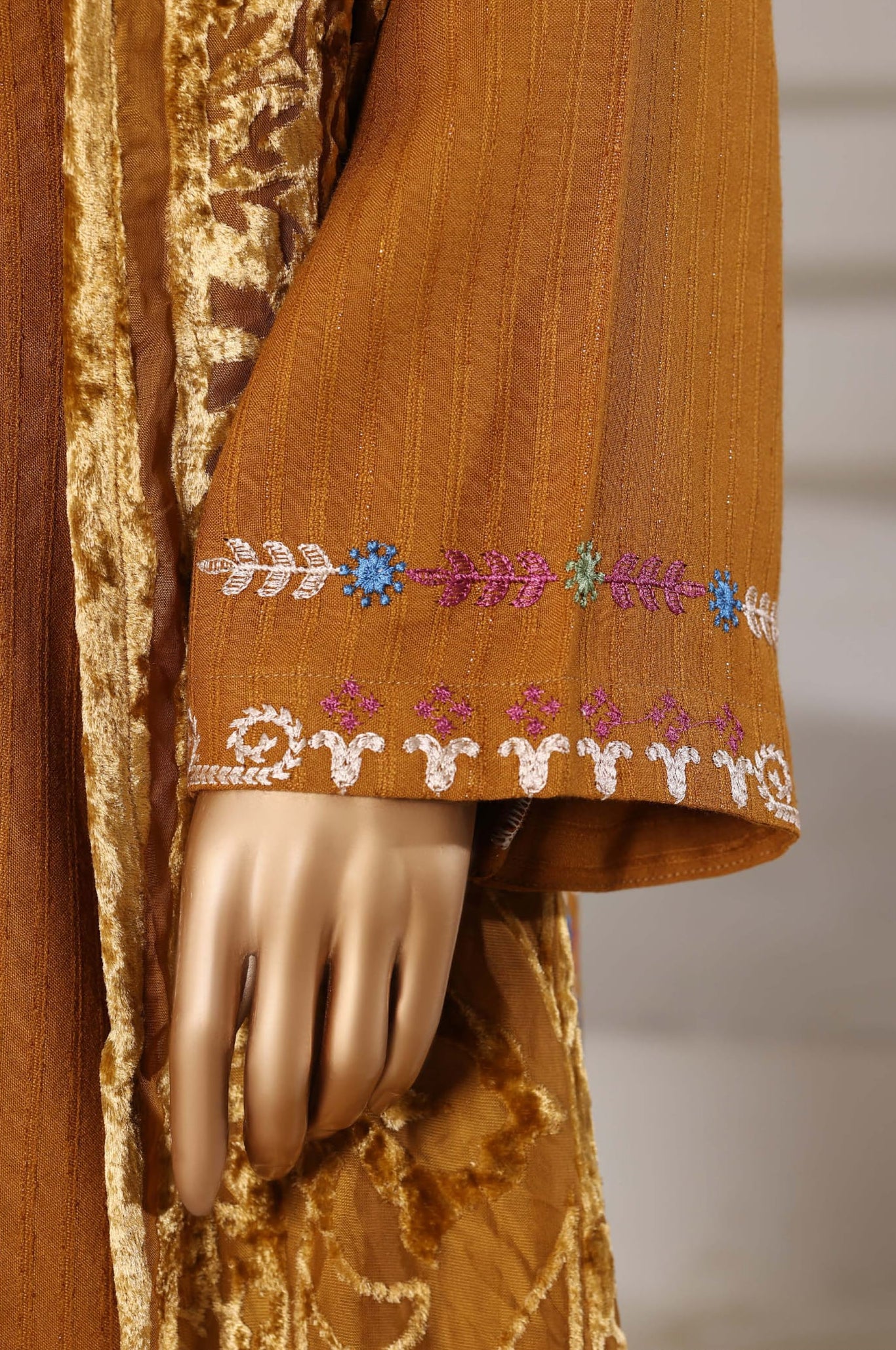 Sadabahar Stitched Luxury Dhanak with Palachi Shawl Collection - 2025 (MUSTARD)