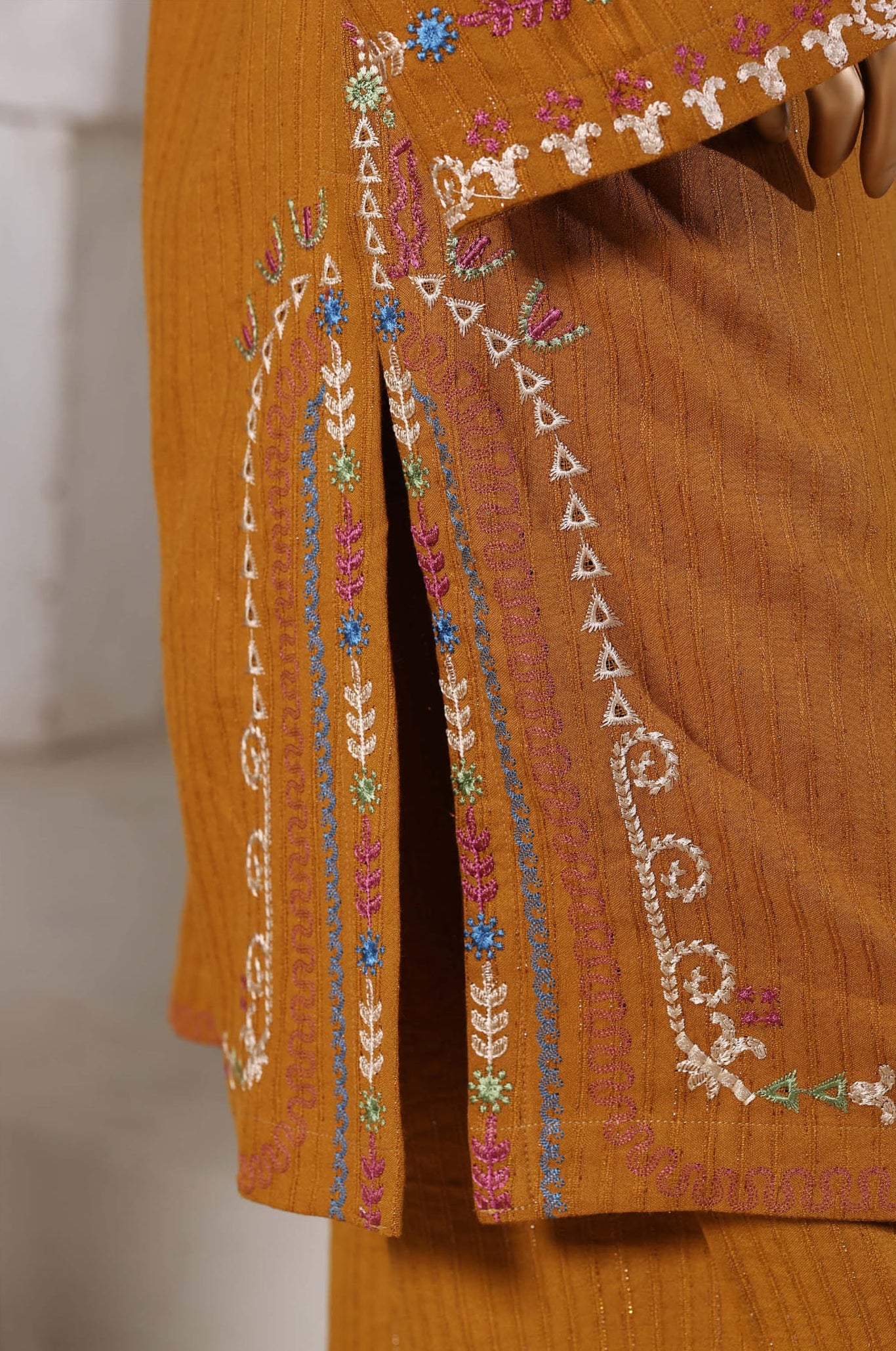 Sadabahar Stitched Luxury Dhanak with Palachi Shawl Collection - 2025 (MUSTARD)