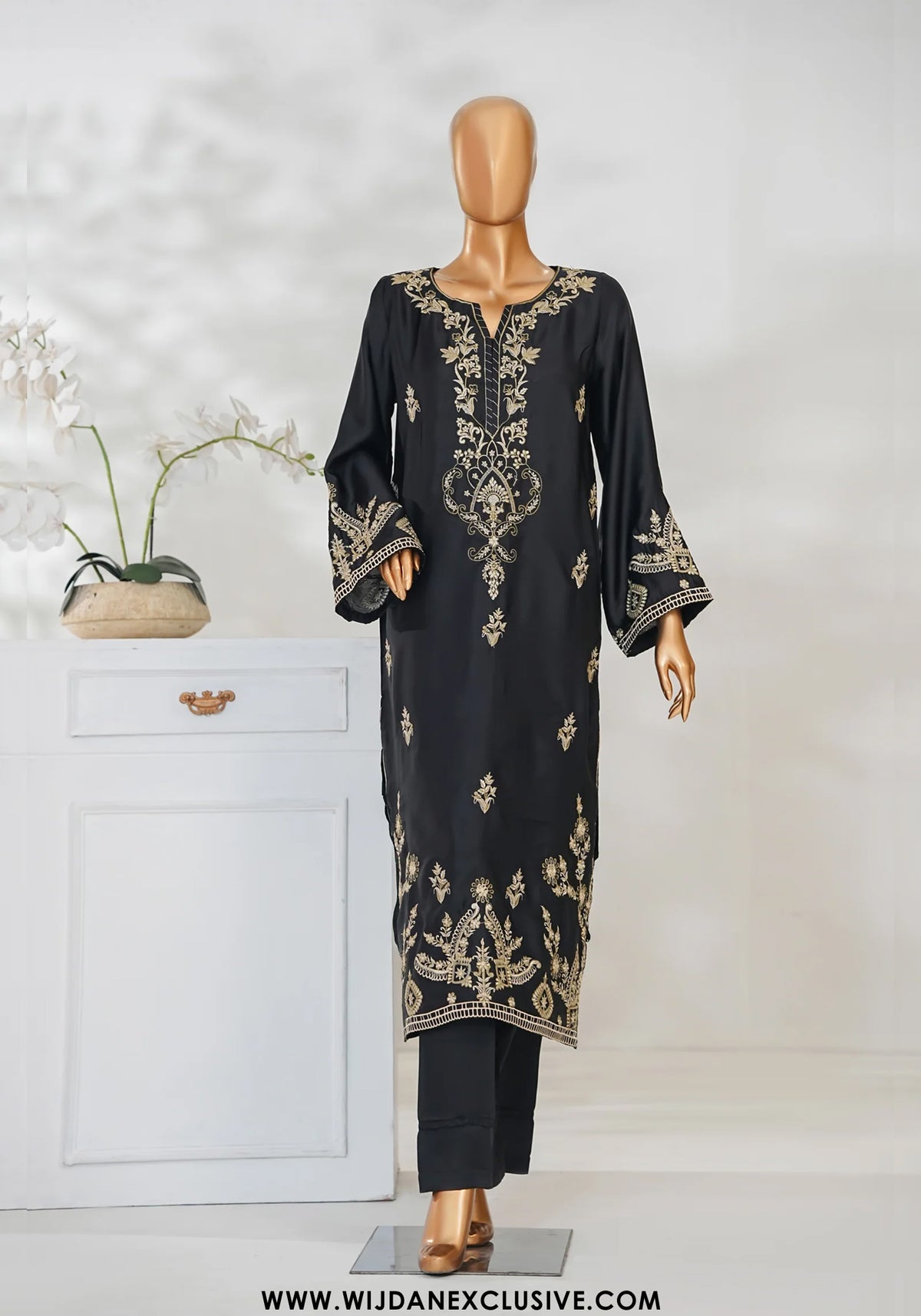 Mohar by Amna Khadija | Stitched Shamooz Silk 2PC Collection - 2026 (BLACK)