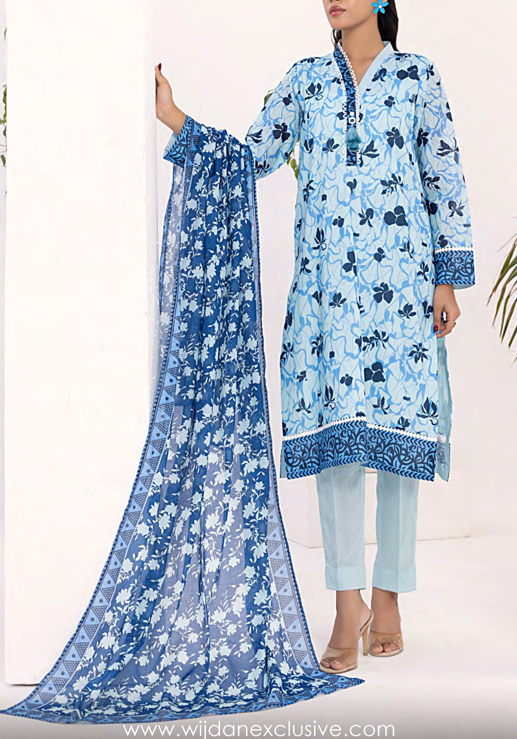 Laira 3pc Un-Stitched Printed Lawn Collection Vol-02 by Sana & Sara D-03