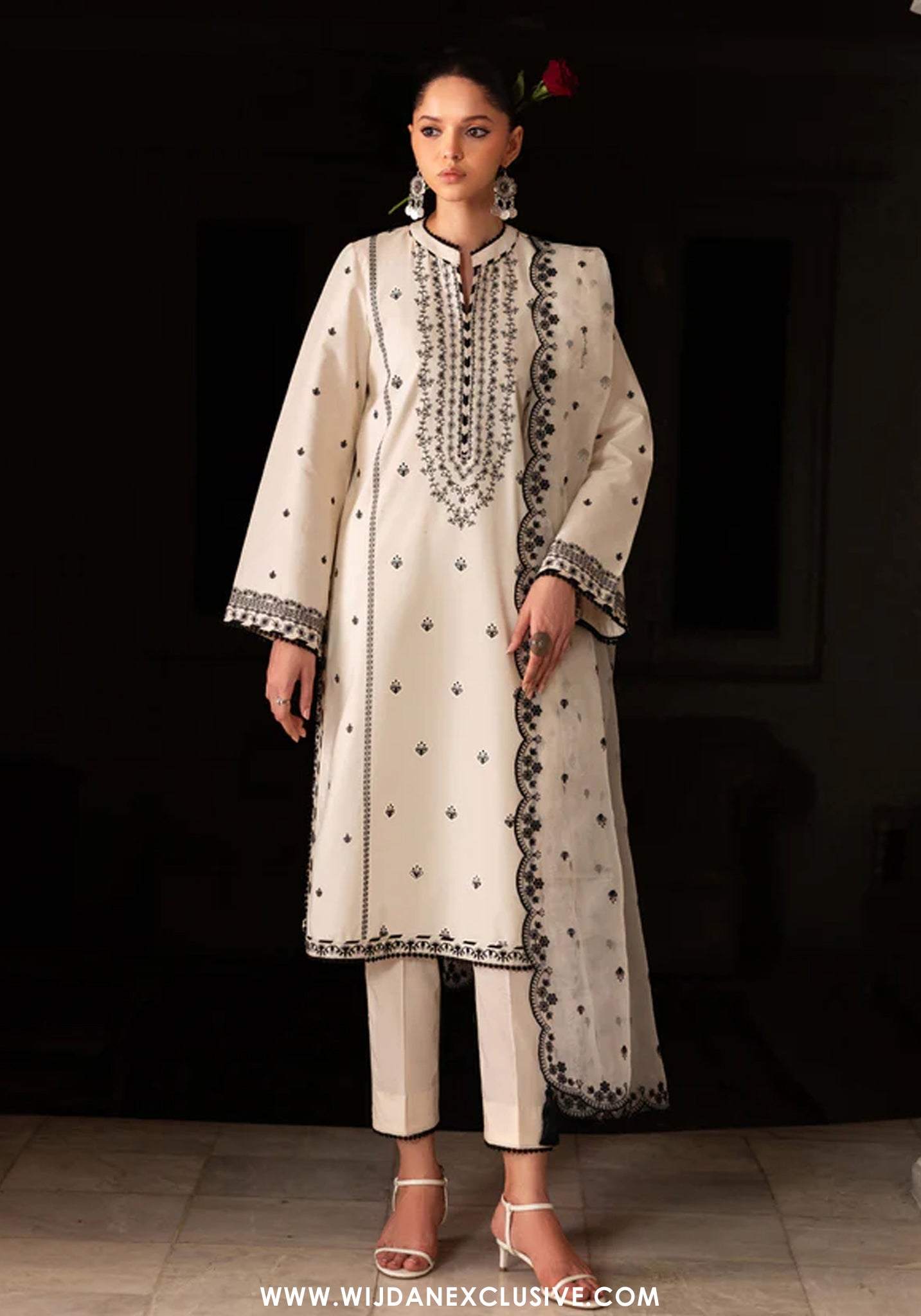 Zarif Unstitched  Embroidered Summer Lawn  Collection - 2026 (YARA)
