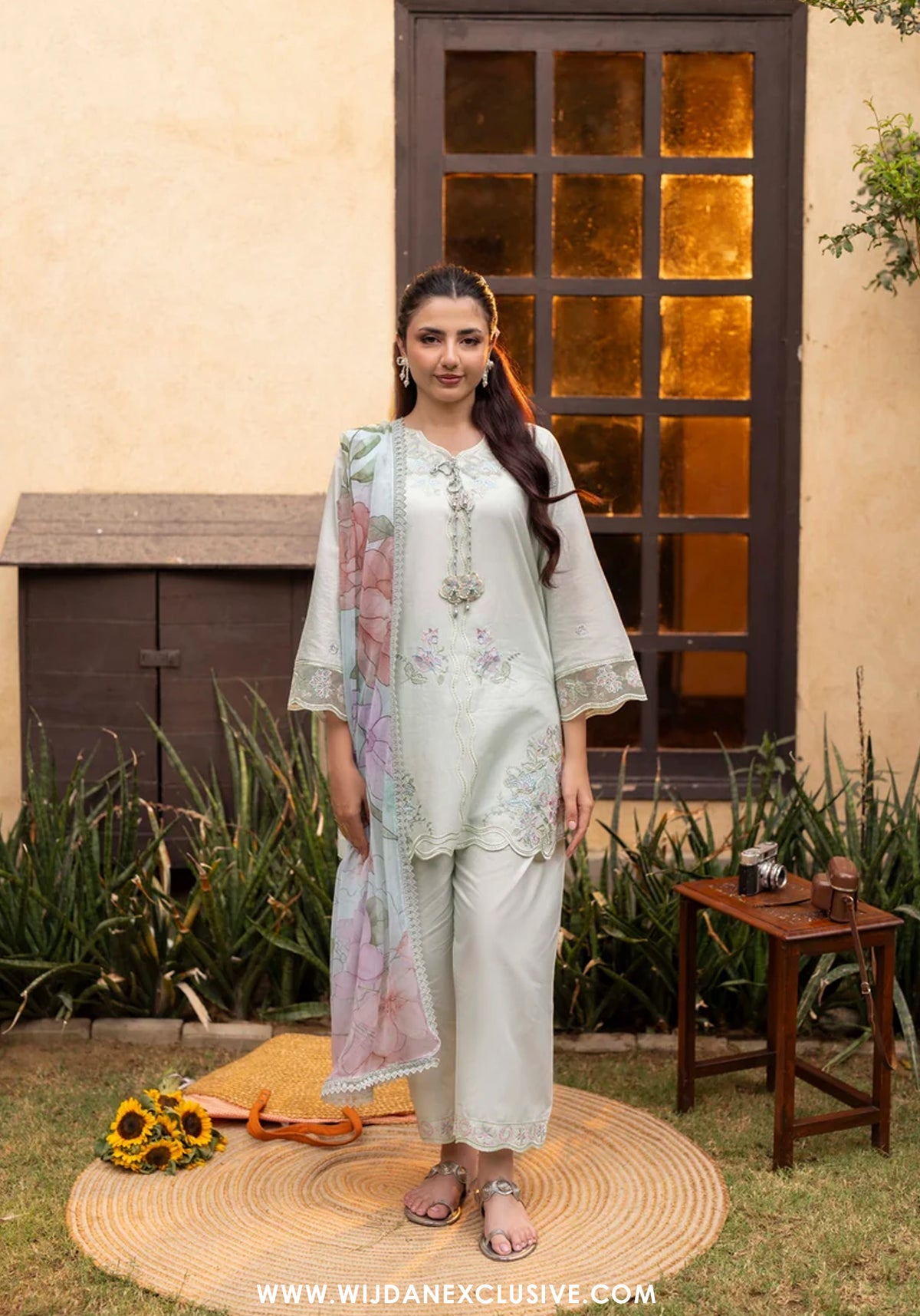 Layna by Guzel | Stitched Embroidered 3pc Vol-II Cotton Collection'26 (D-02)