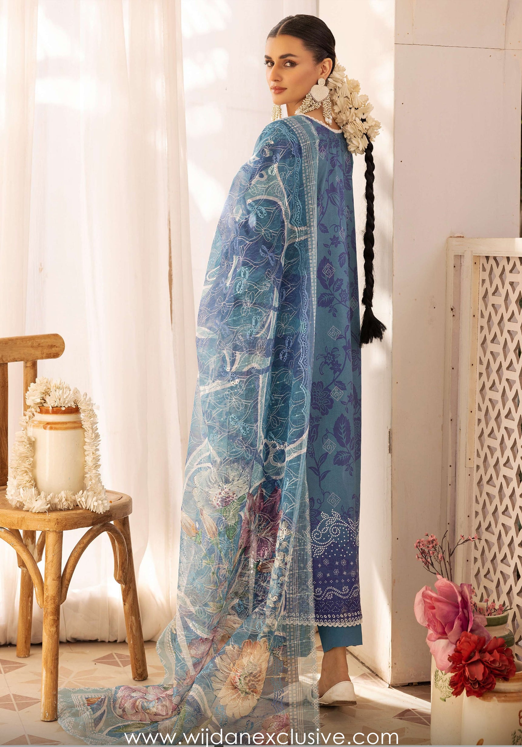 Morni Signature Lawn Collection by Nur D-03