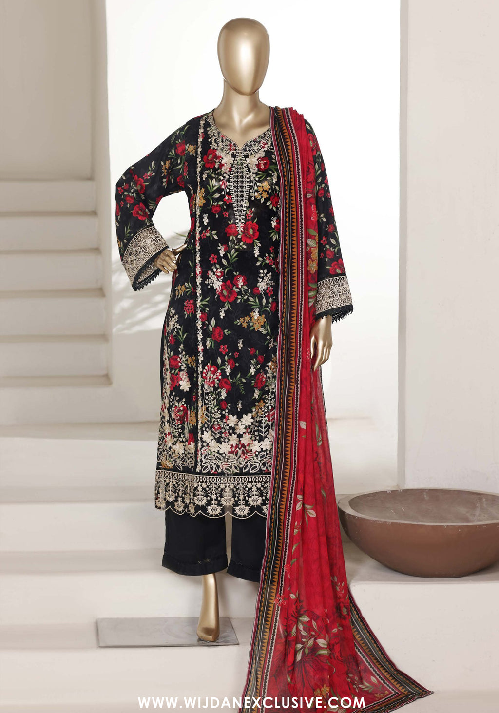 Sadabahar Signature Stitched Embroidered Lawn Vol-IV Collection - 2026 (D-03)
