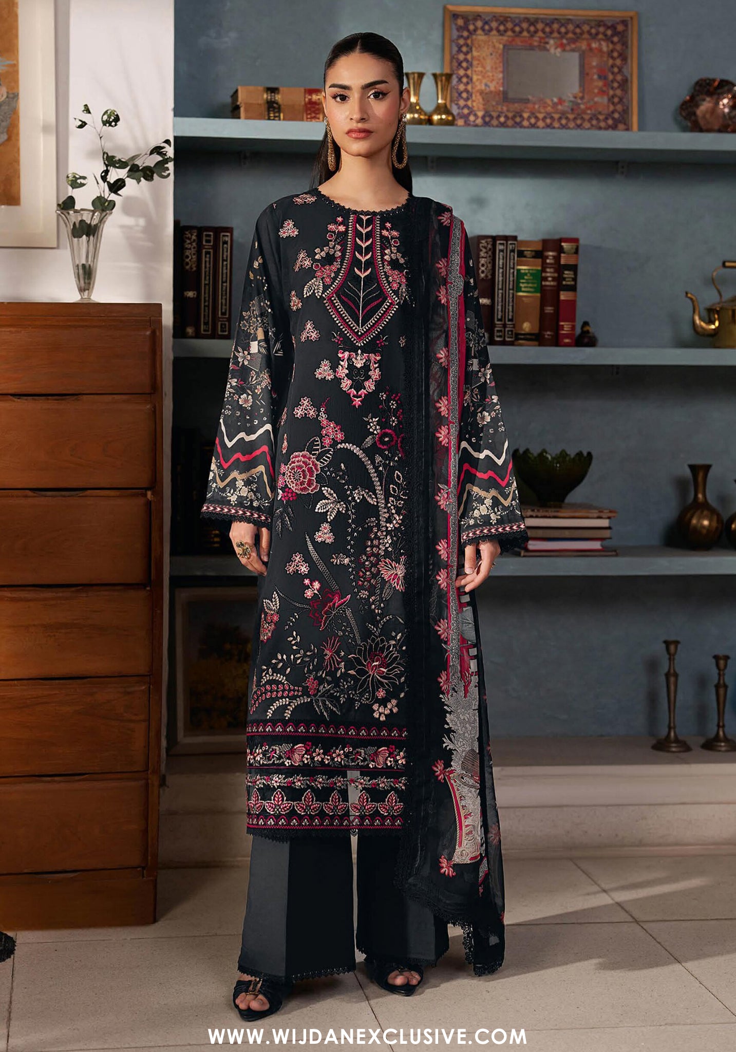 Mashaal by Ramsha | Unstitched Luxury Lawn Vol-16 Collection - 2026 (D-03)