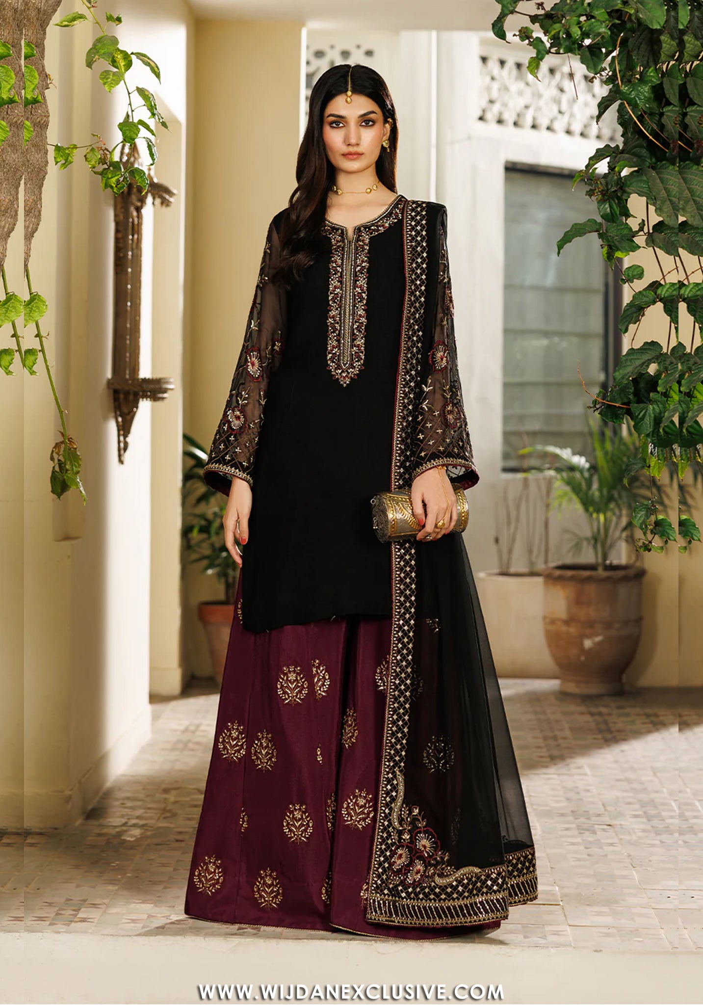 Iznik Unstitched Embroidered Chiffon Semi-Formals Collection - 2026 CC-90