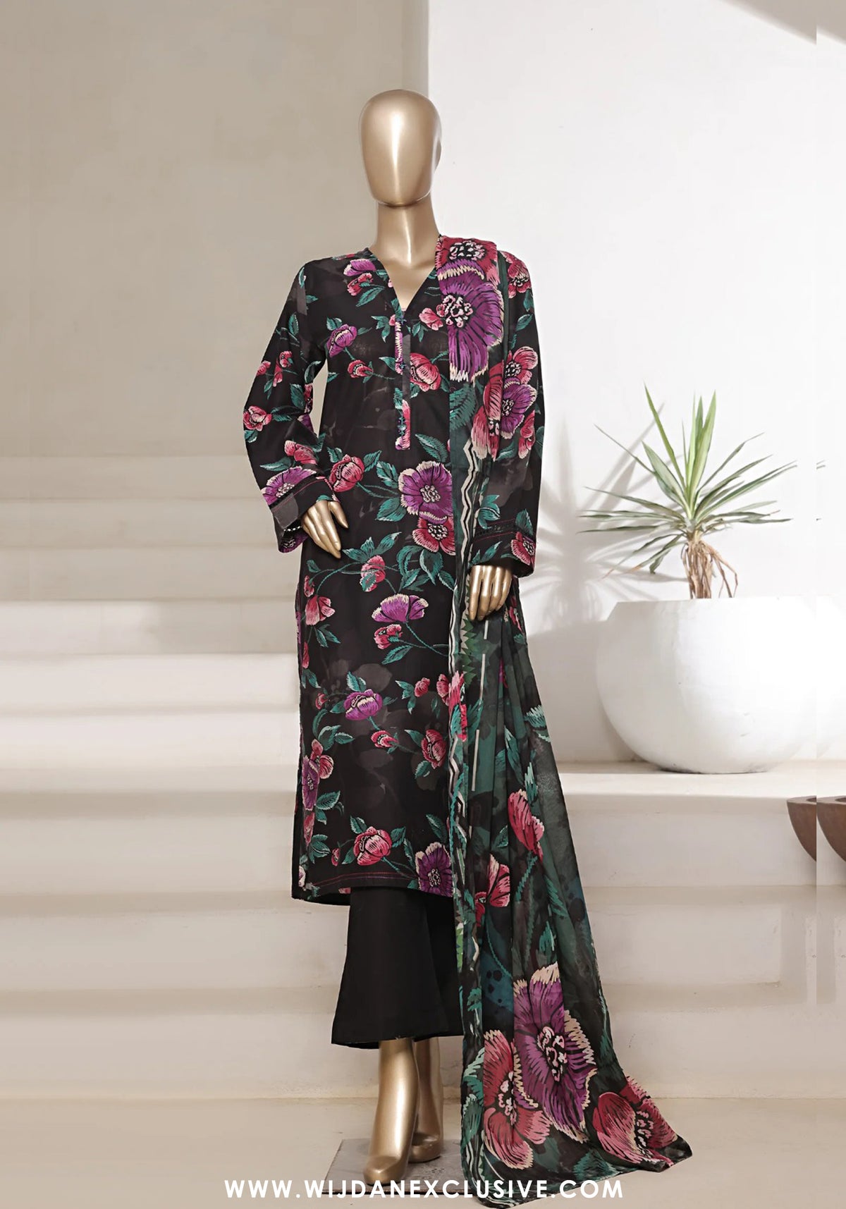 Sadabahar Stitched 3PC Cambric Lawn Collection - 2025 Vol-01 Black