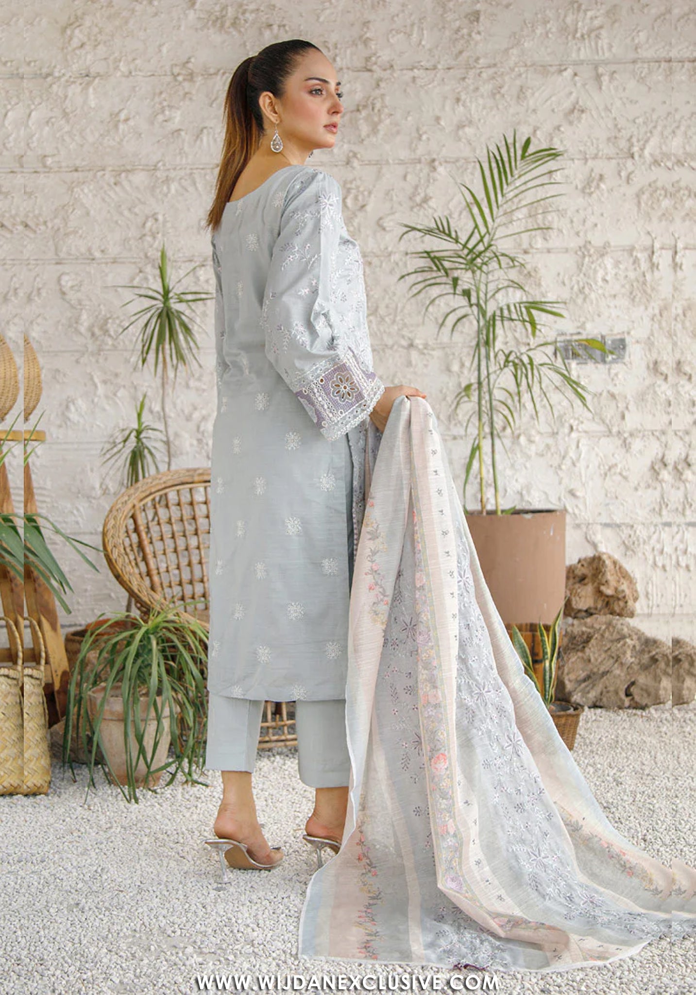 Chashni by Marjjan | Unstitched Embroidered Lawn Collection - 2026 MNC-204 (GREY)