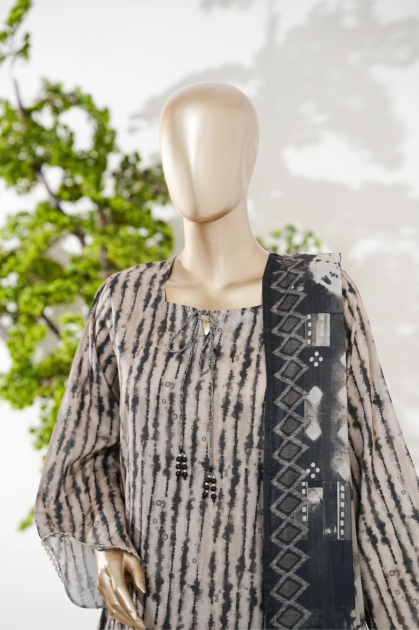 Bin Saeed Stitched Exclusive Printed Lawn Vol-06 Collection - 2026 (D-03)