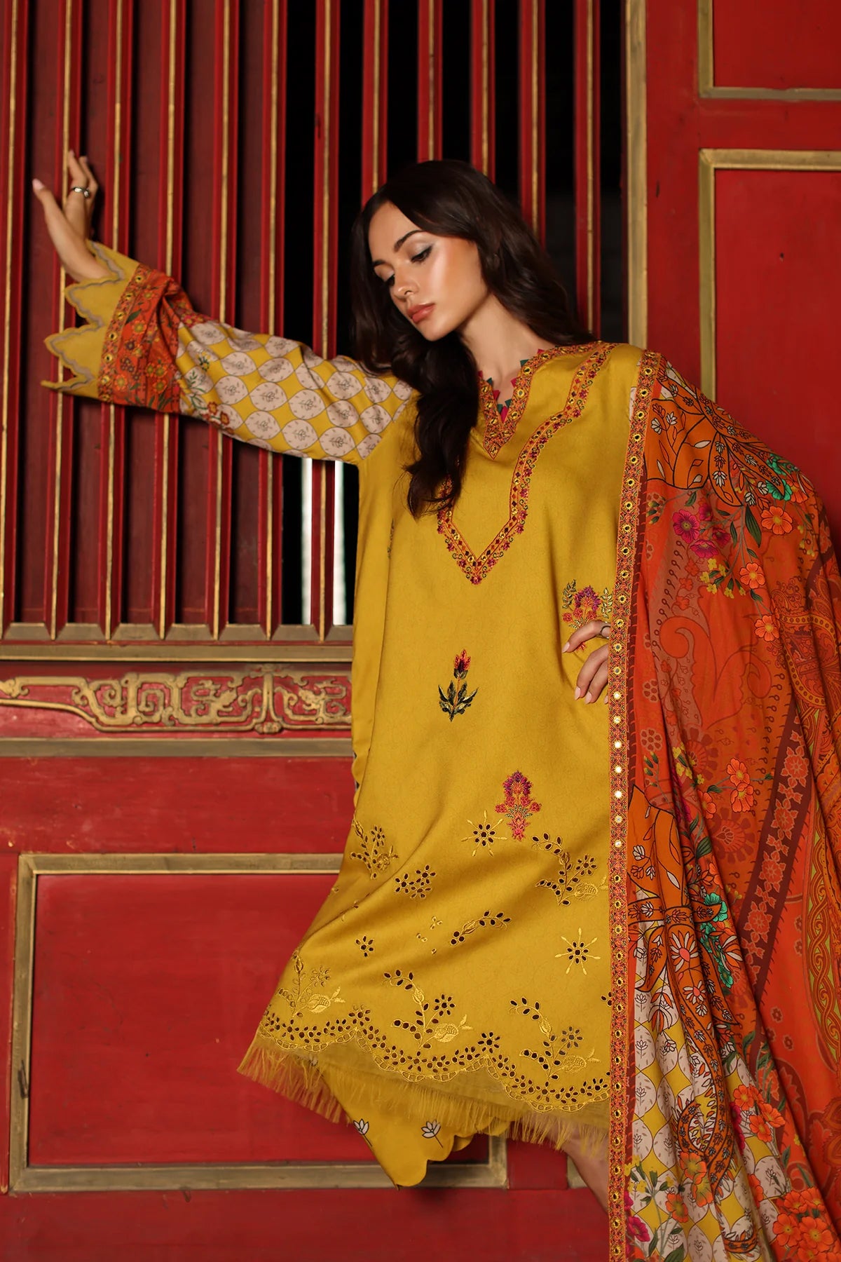 Combination by Charizma | Unstitched Embroidered Linen Collection - 2026 (CCW7-03)