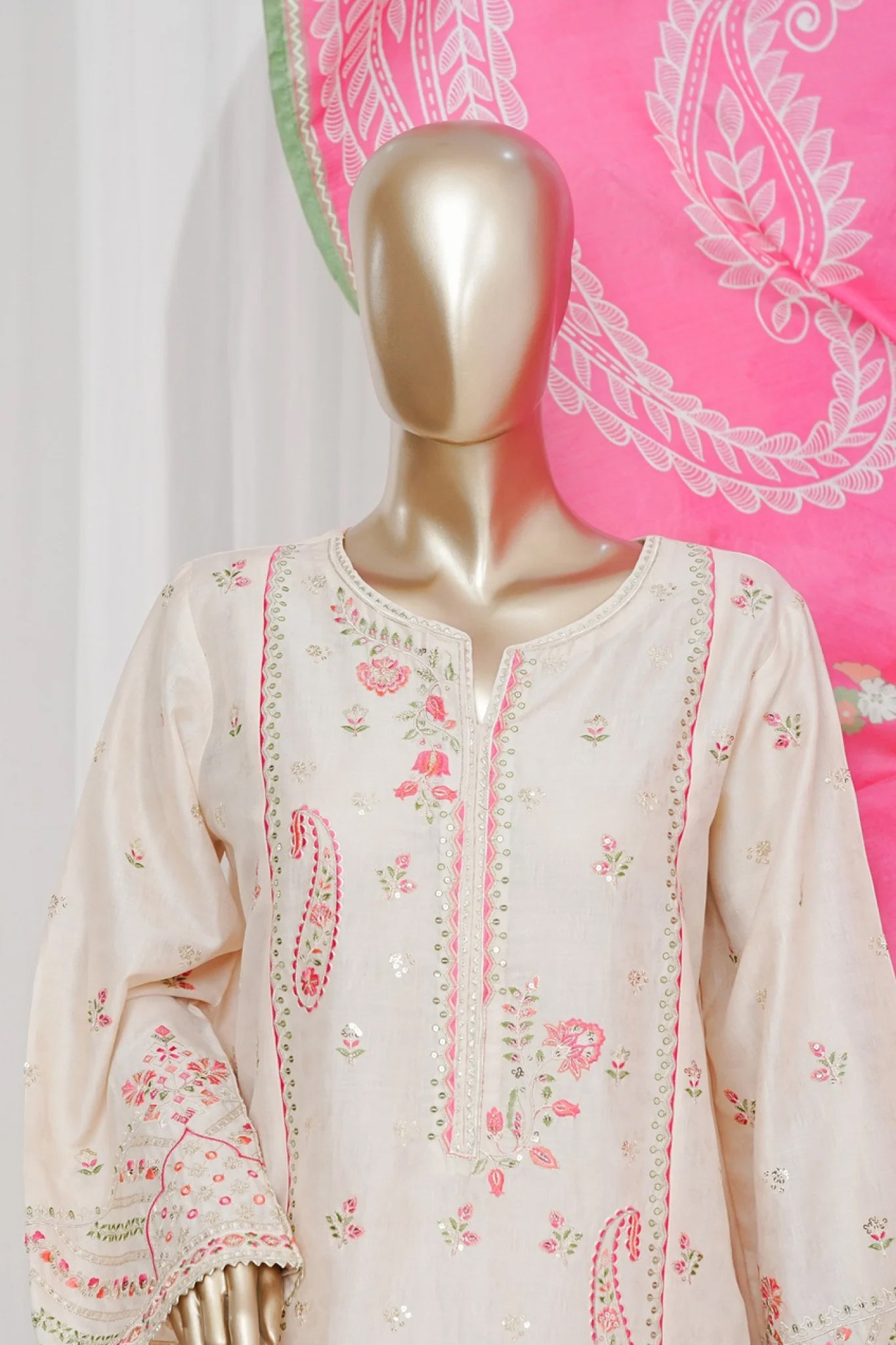 Bin Saeed Stitched 3pc Luxury Embroidered Jacquard Collection - 2026 (D-03)