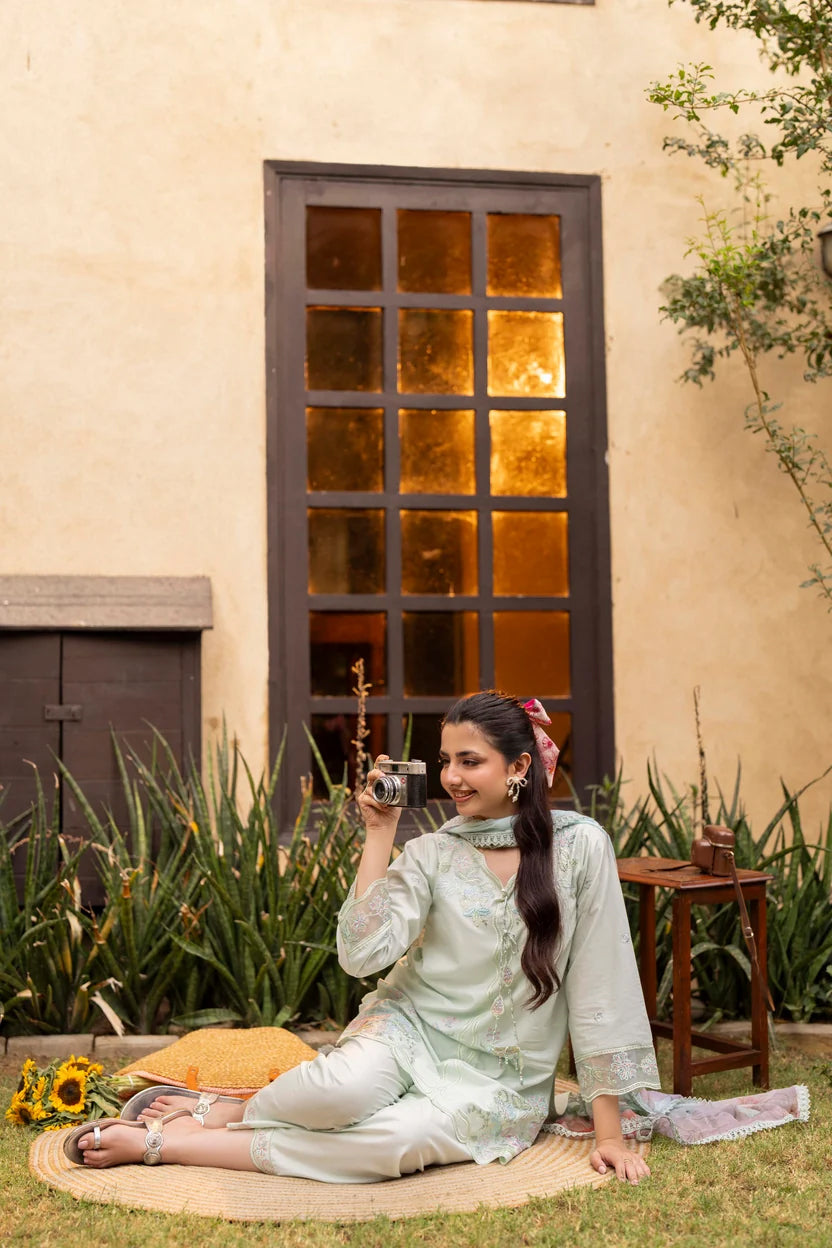 Layna by Guzel | Stitched Embroidered 3pc Vol-II Cotton Collection'26 (D-02)