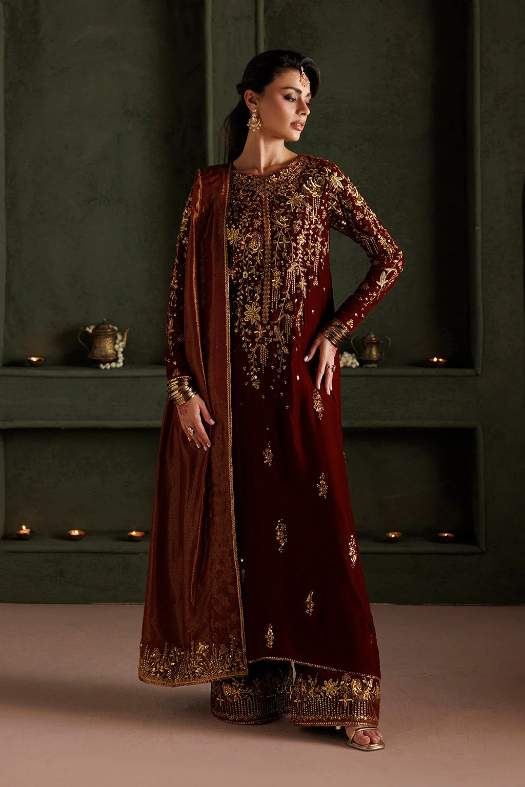 Iznik Unstitched Embroidered Velvet Collection - 2026 (IV-89)