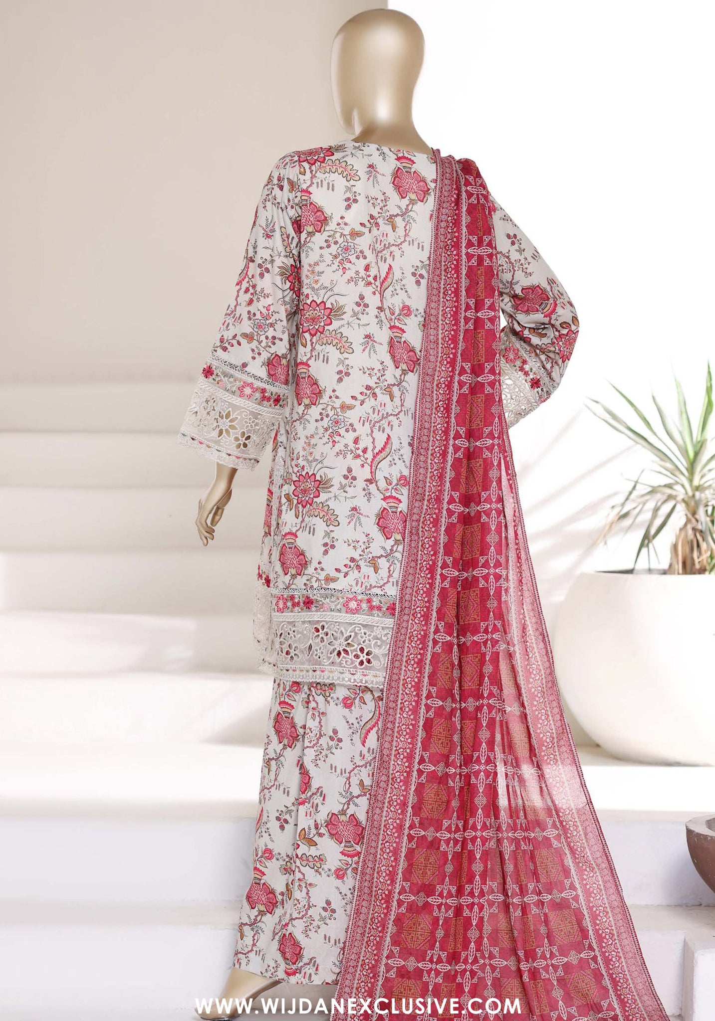 Malika by Sadabahar | Stitched Festive Vol-II Collection - 2026 (D-04)