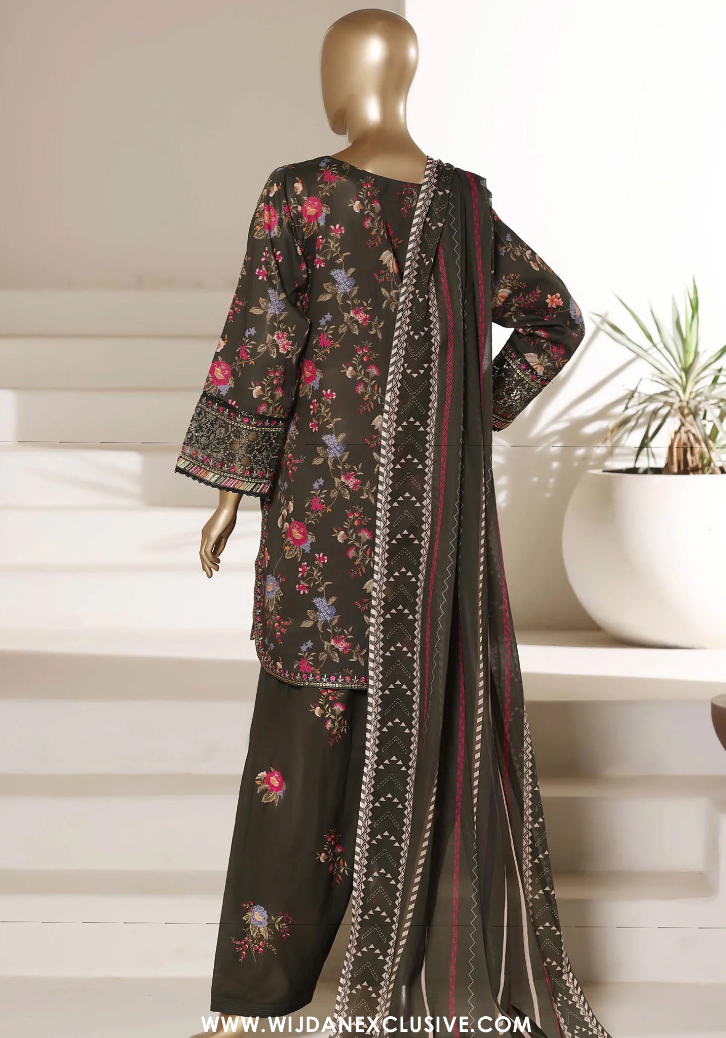 Malika by Sadabahar | Stitched With Shalwar Embroidered Collection - 2026 (D-04)