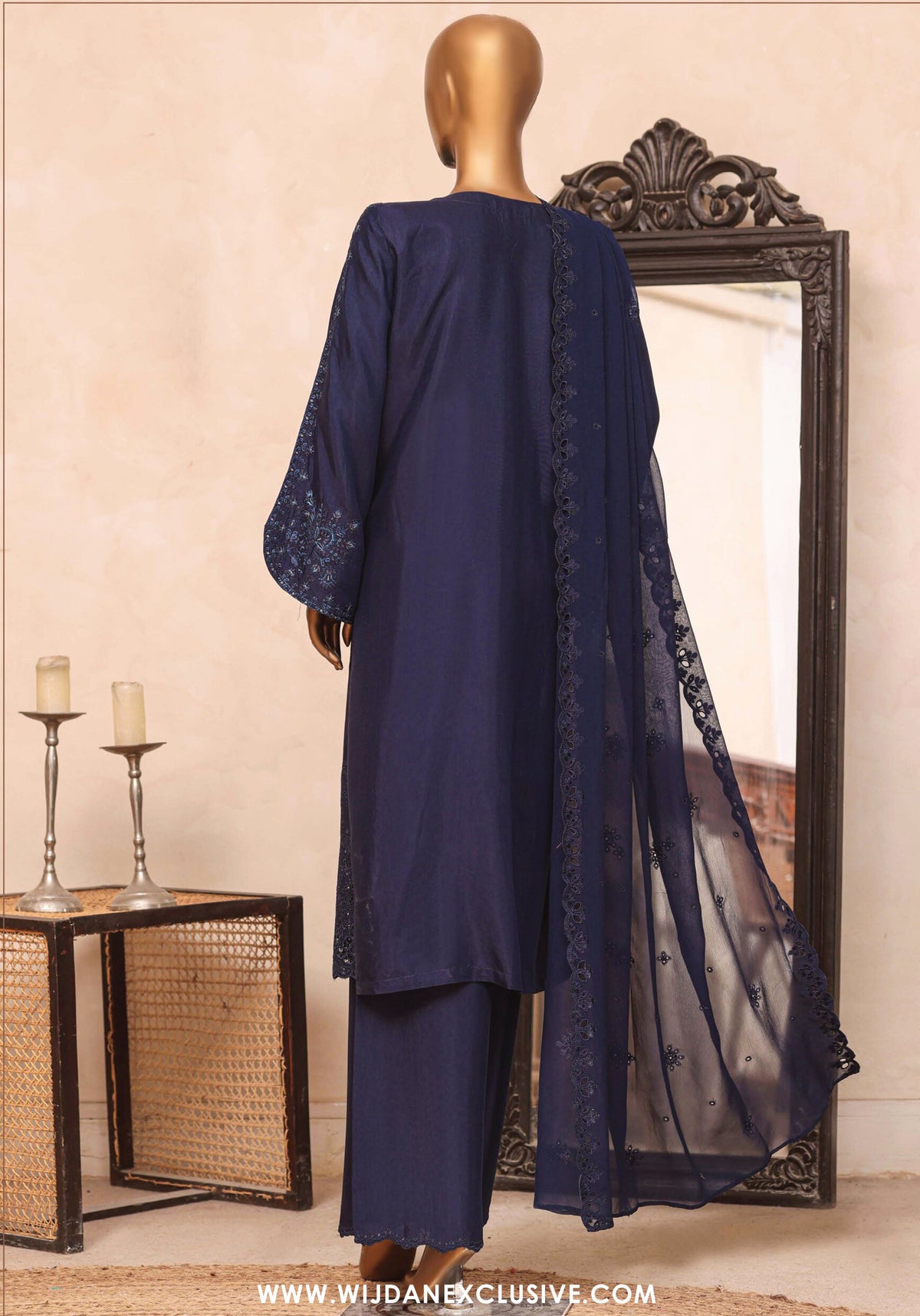HZ Majestic Stitched 3pc Embroidered Silk Collection - 2026 (D-04)