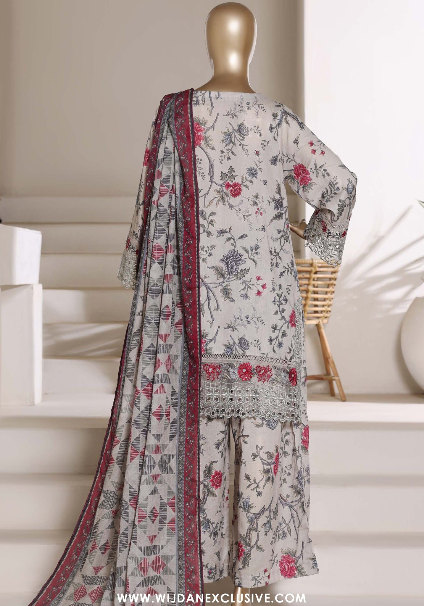 Malika by Sadabahar | Stitched Festive Vol-I Collection - 2026 (D-04)