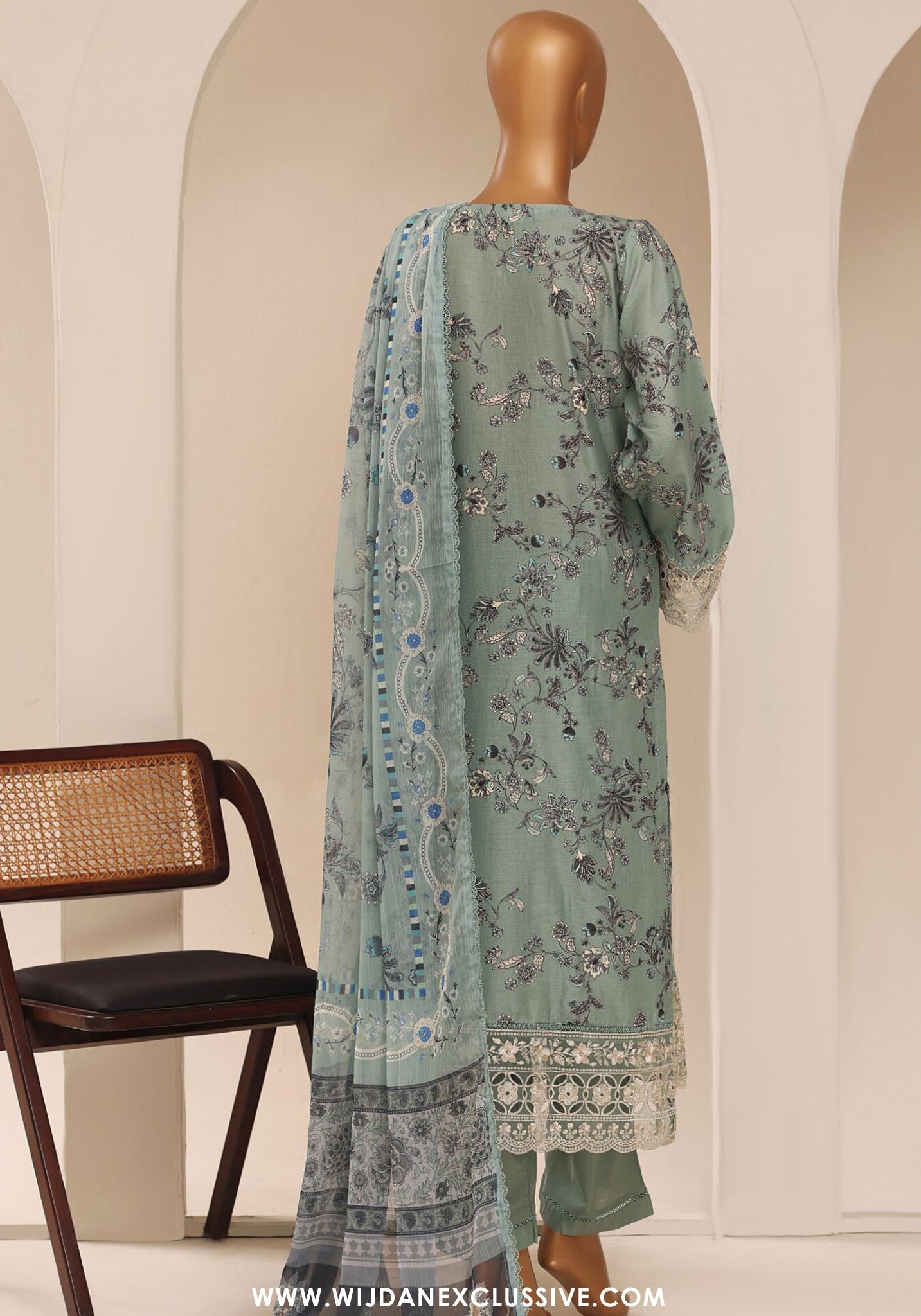 Signature by Sadabahar | Stitched Embroidered Festive Vol-01 Collection – 2026 (D-04)