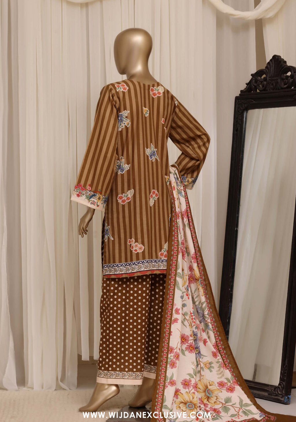Sadabahar Stitched Printed Khaddar Collection - 2026 (D-04)