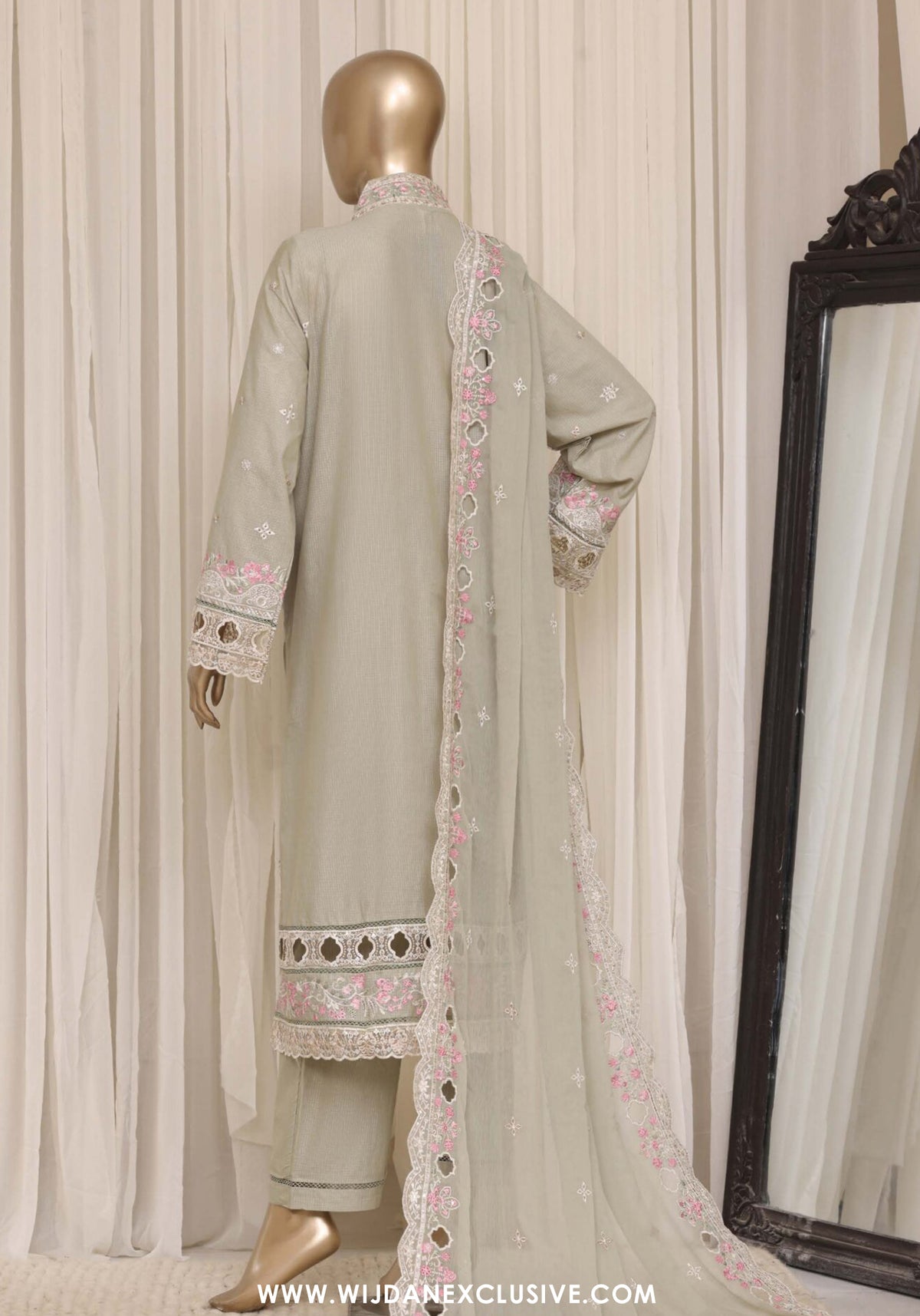 Sadabahar Stitched Luxury Embroidered Festive Vol-08 Collection - 2026 (D-04)