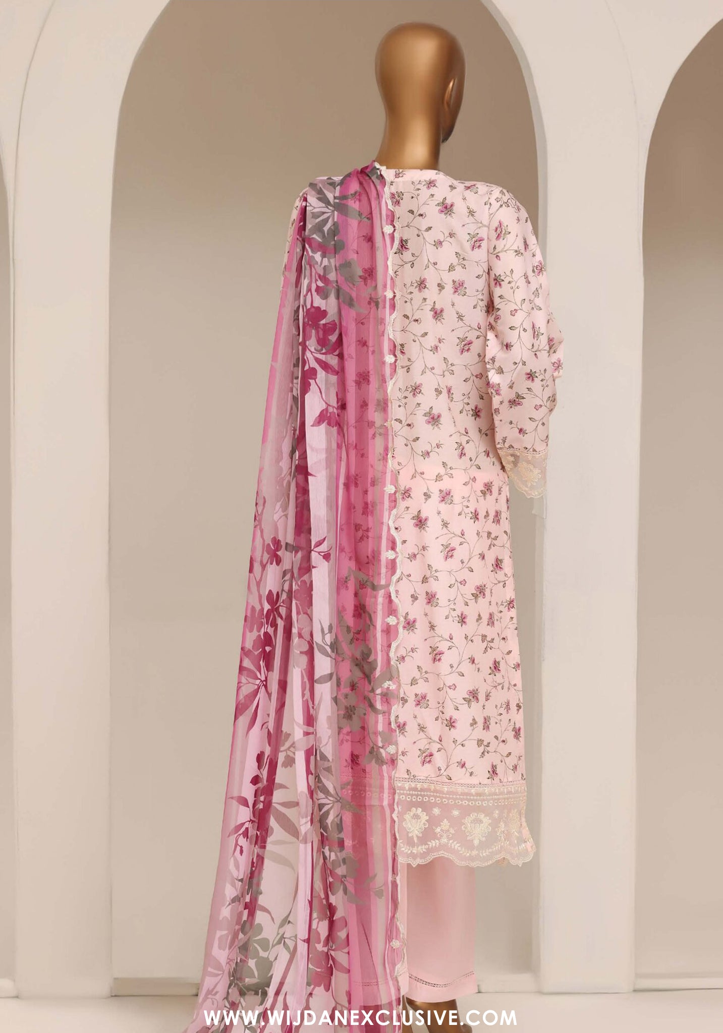 Signature by Sadabahar | Stitched Embroidered Festive Collection - 2026 (D-04)
