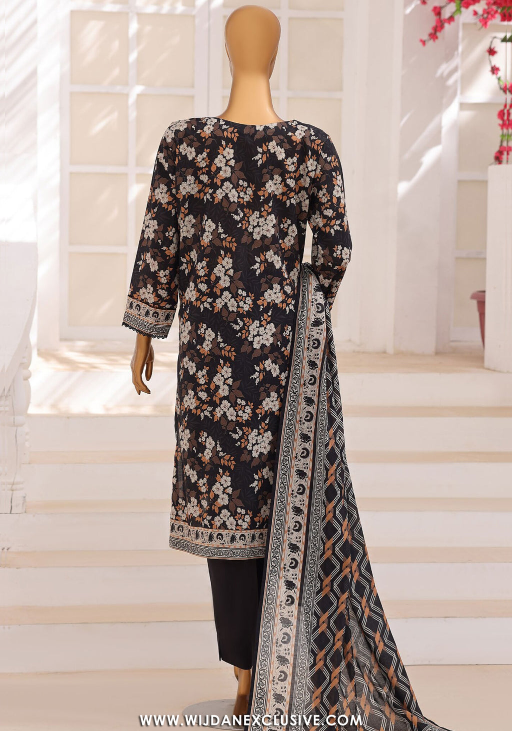 HZ Unstitched Platinum Floral Printed Lawn Collection - 2026 (D-04)