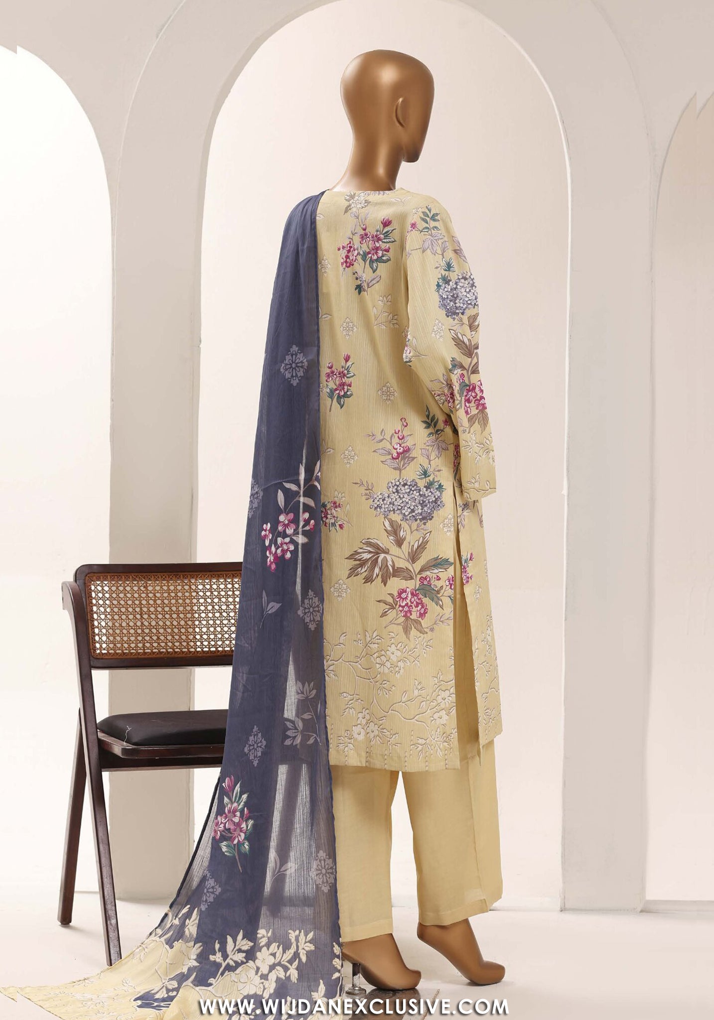 Sadabahar Stitched Printed Lawn Vol-12 Collection – 2026 (D-04)