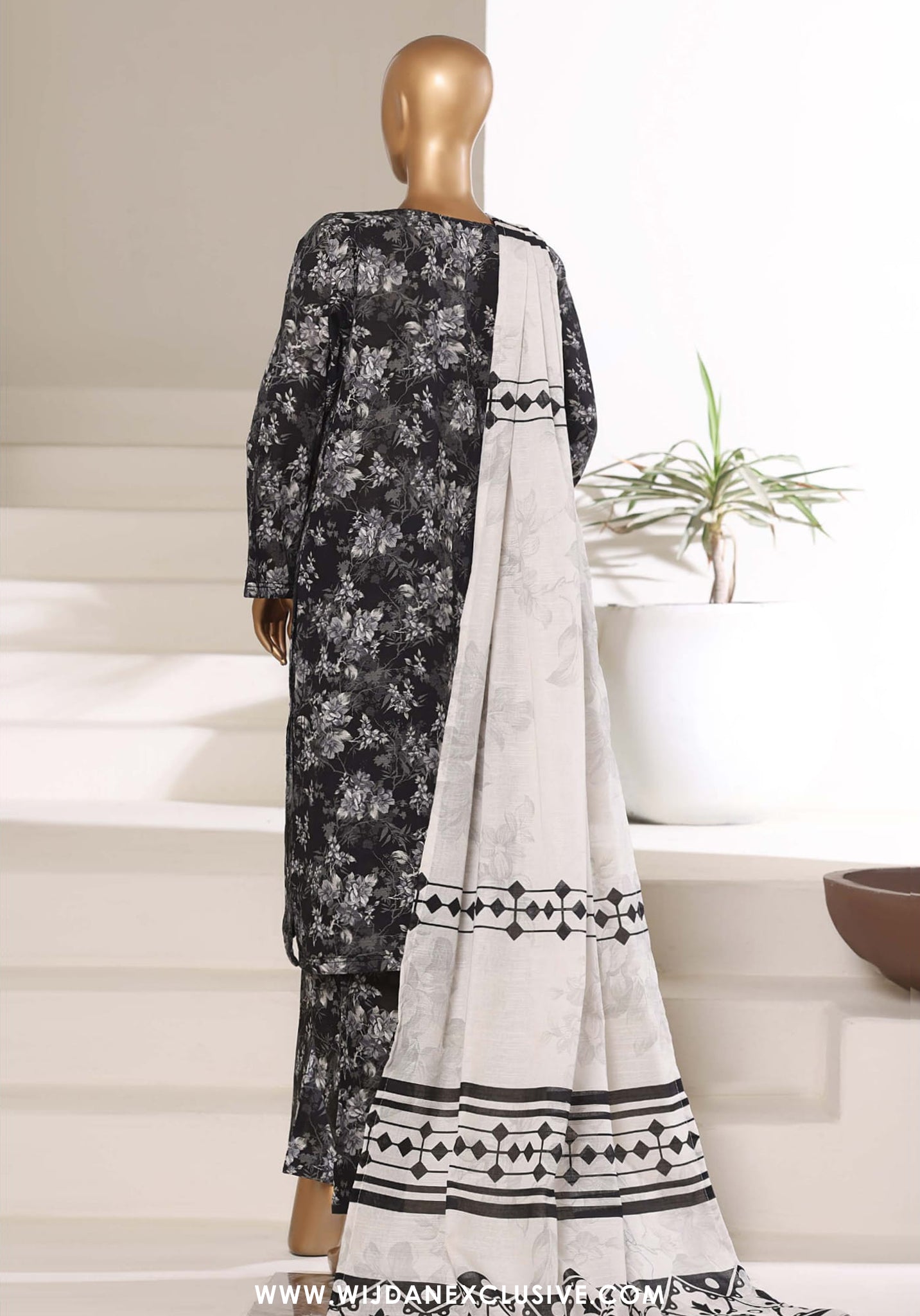 Sadabahar Stitched Printed Khaddar Vol-04 Collection - 2025 (D-04)