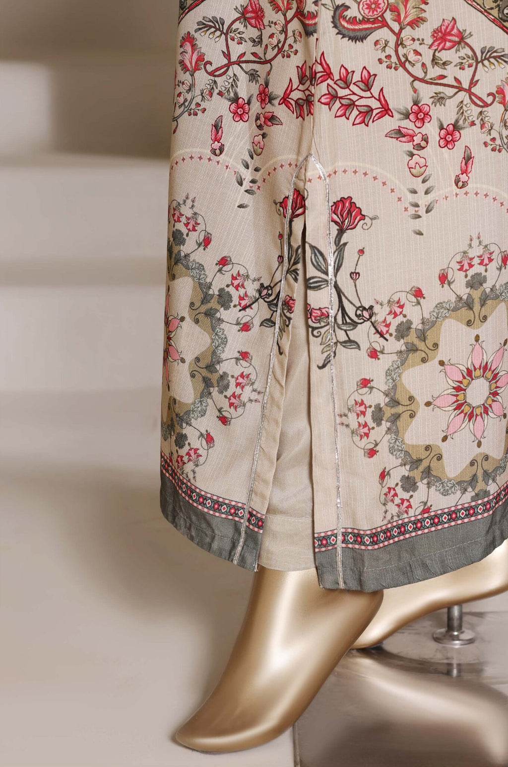 Kaftaan by Sadabahar | Stitched 3PC Printed Lawn Vol-II Collection - 2026 SB02KPL-04