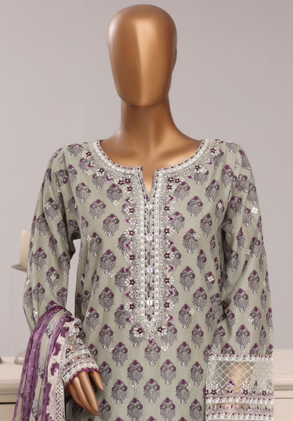 Regal by Sadabahar | Stitched Embroidered Festive Vol-03 Collection – 2026 (D-04)