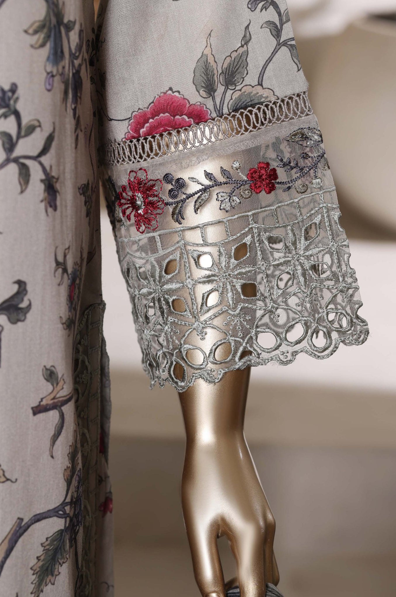 Malika by Sadabahar | Stitched Festive Vol-I Collection - 2026 (D-04)