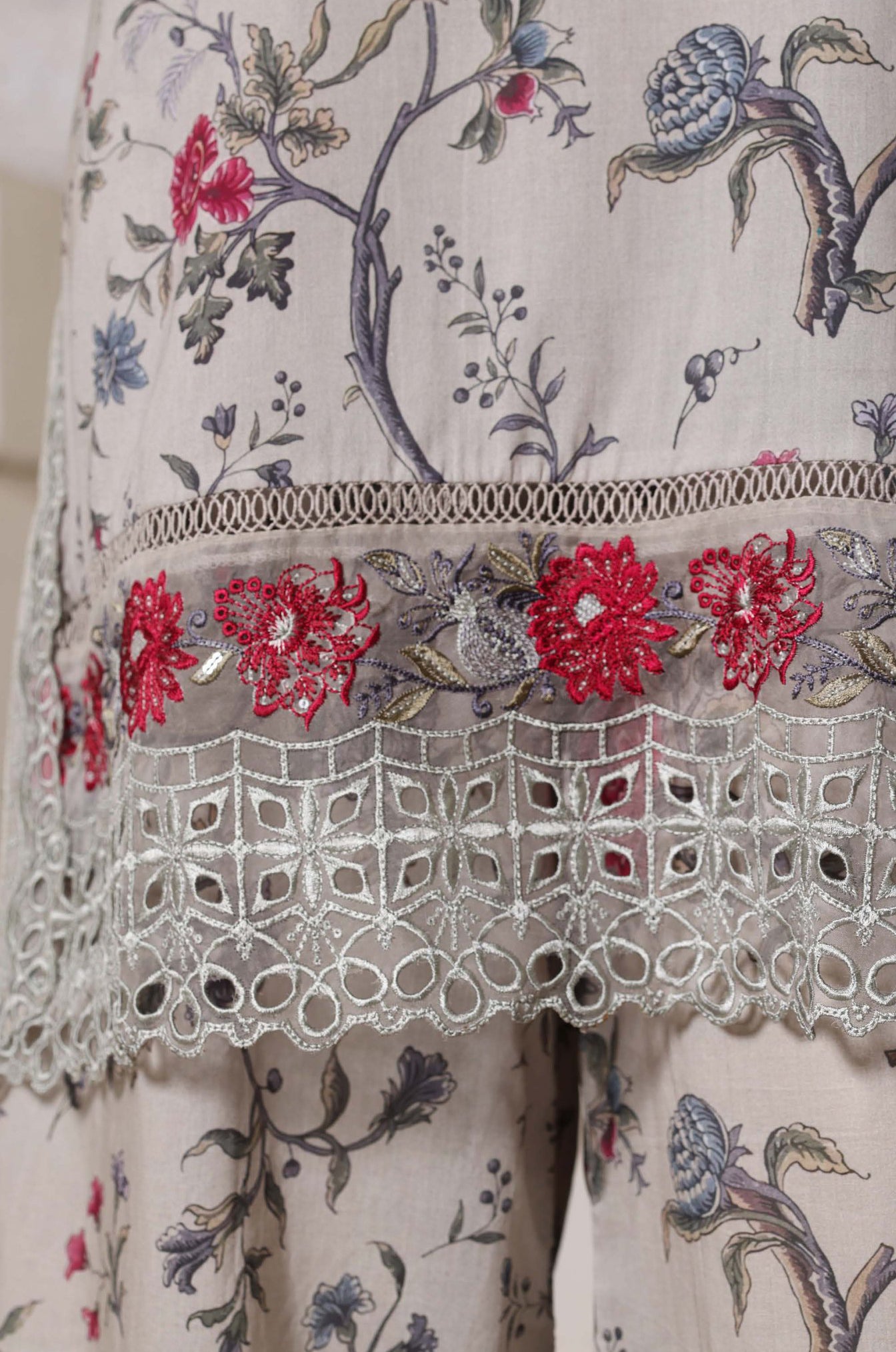 Malika by Sadabahar | Stitched Festive Vol-I Collection - 2026 (D-04)