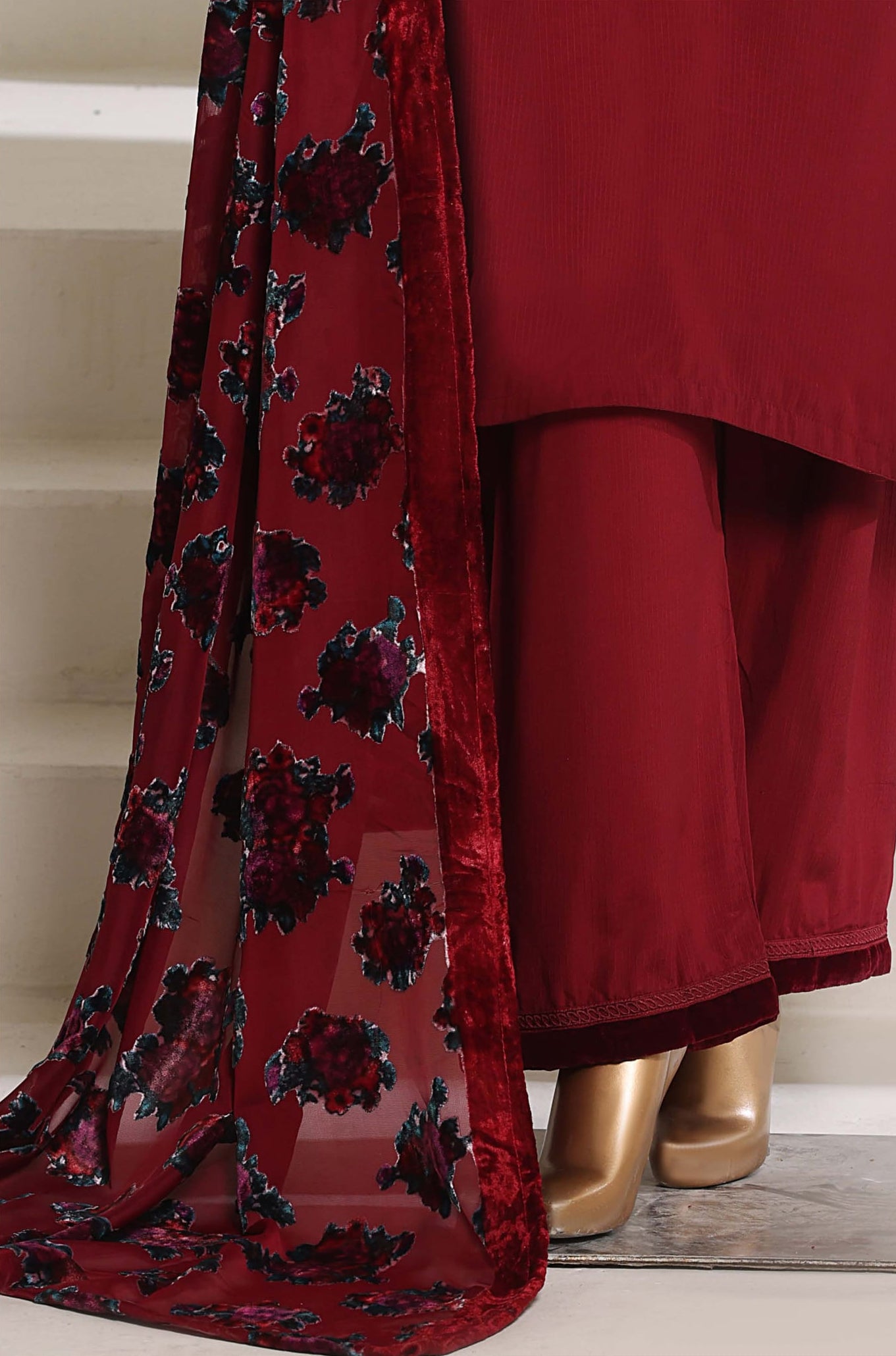 Sadabahar Stitched Viscose Luxury With Palachi Shawl Collection (D-04)