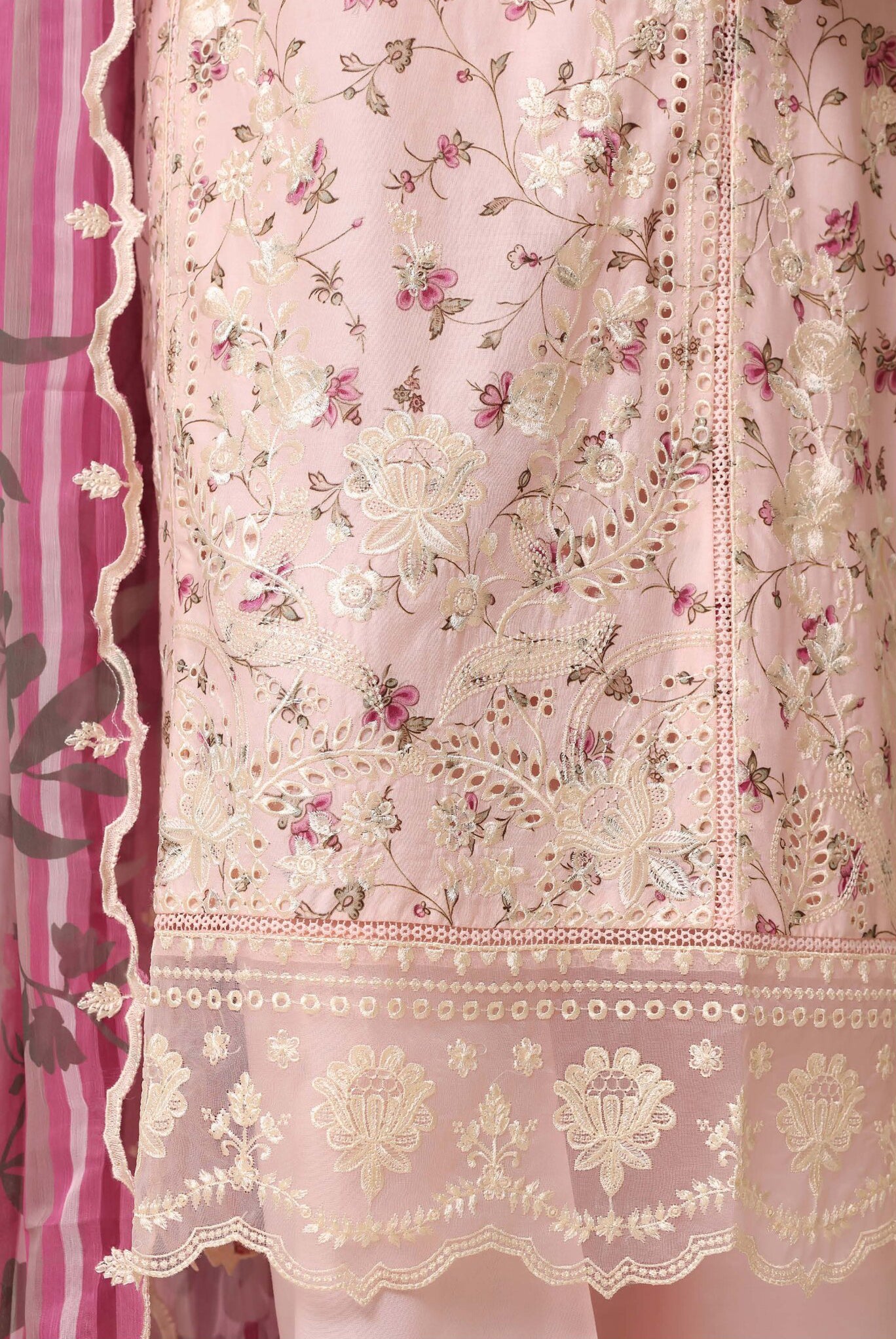 Signature by Sadabahar | Stitched Embroidered Festive Collection - 2026 (D-04)