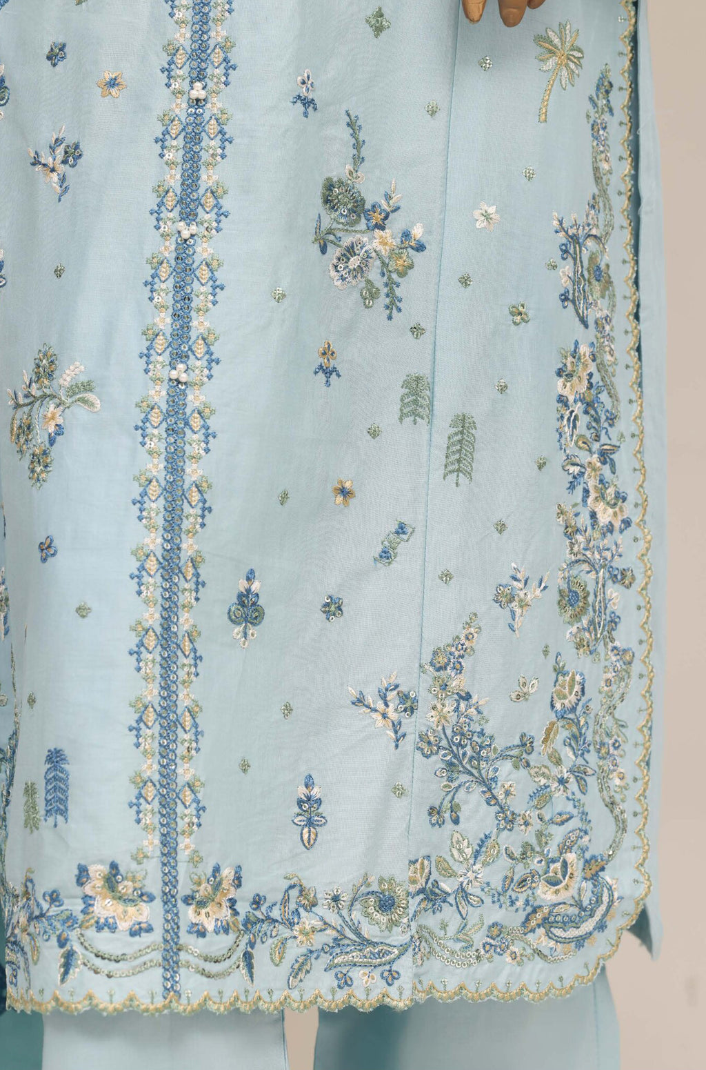 Sadabahar Stitched Luxury Embroidered Festive Vol-07 Collection - 2026 (D-04)