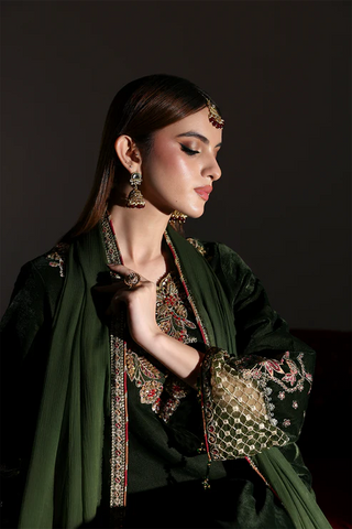 Zarposh by Emaan Adeel | Unstitched Velvet Collection - 2025 (AARISH)